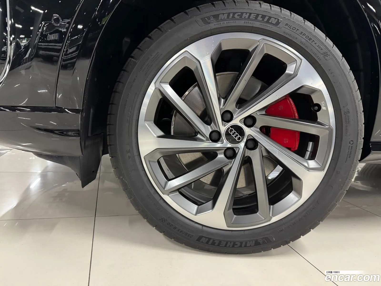 Audi Q5 2025 — 13