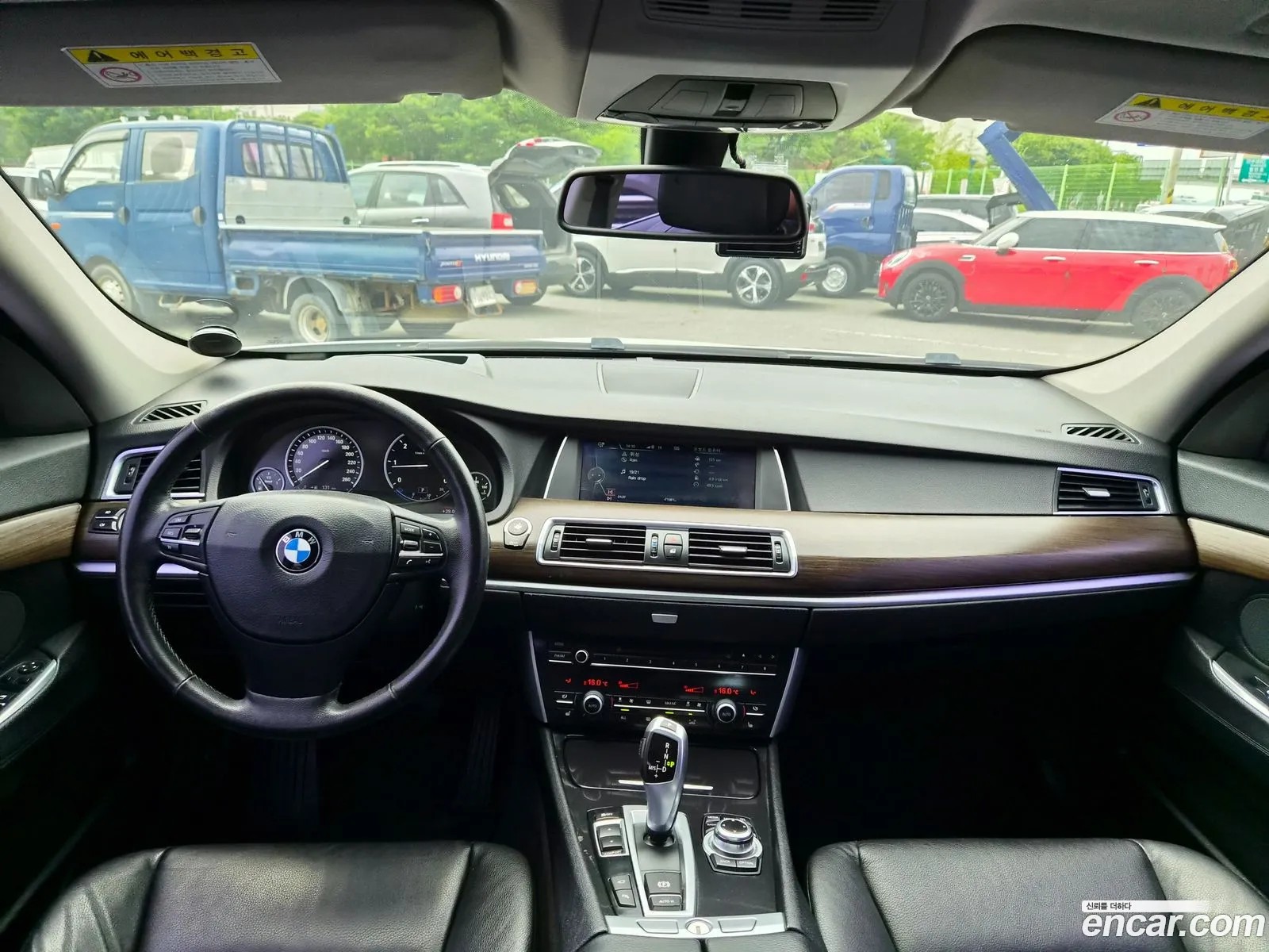 BMW 5 Series GT 2012 — 11