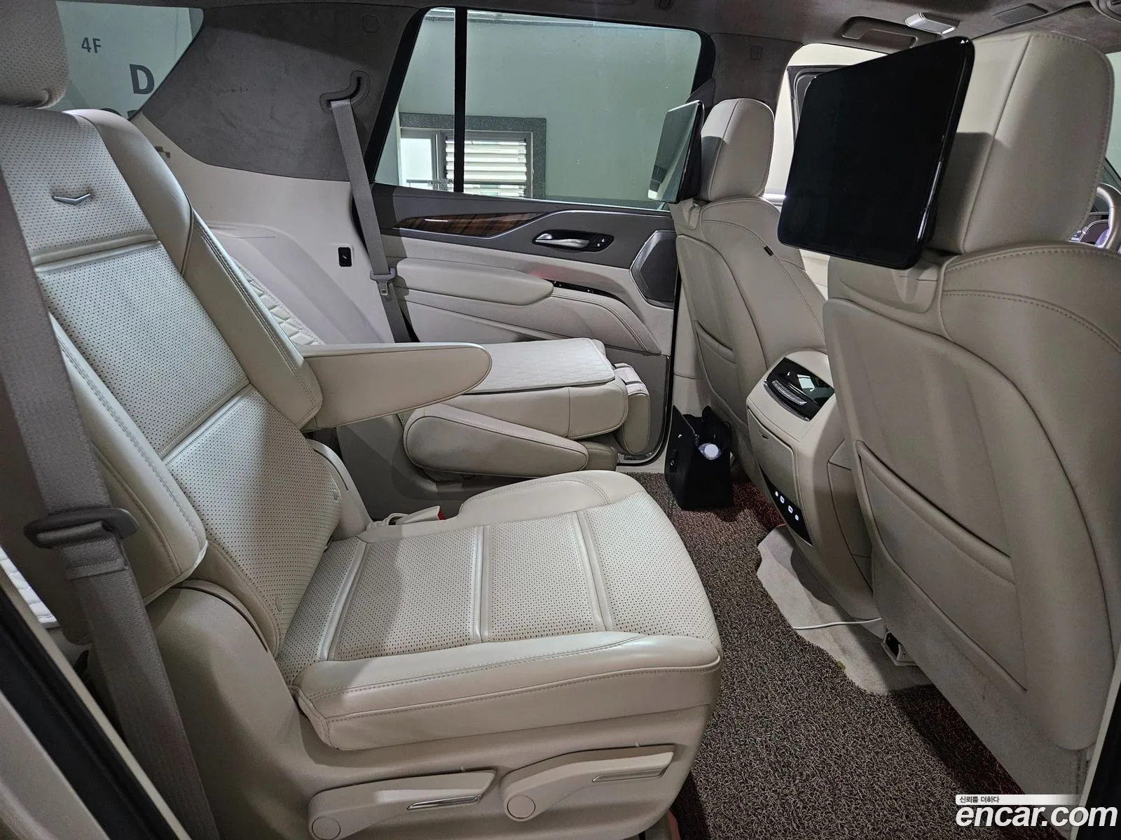 Cadillac Escalade 2021 — 6