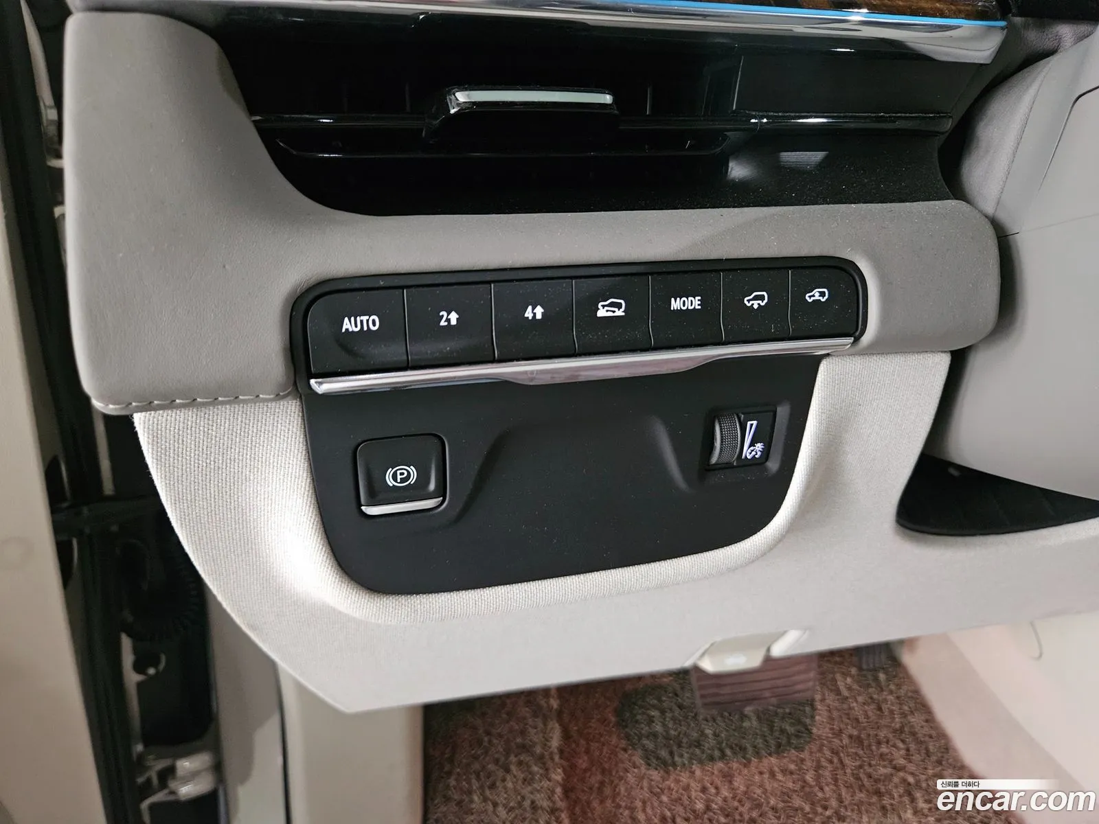 Cadillac Escalade 2021 — 17