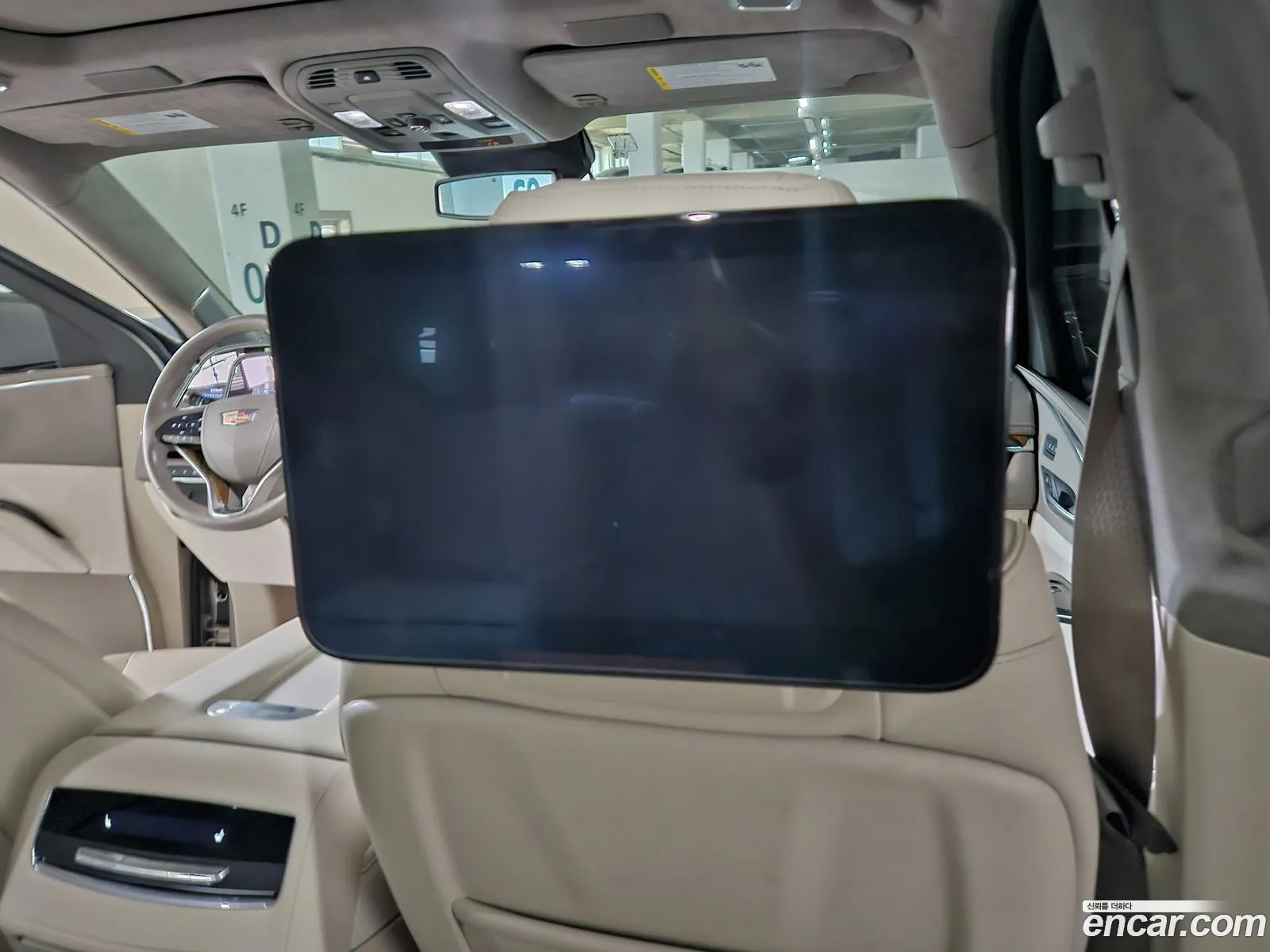 Cadillac Escalade 2021 — 10