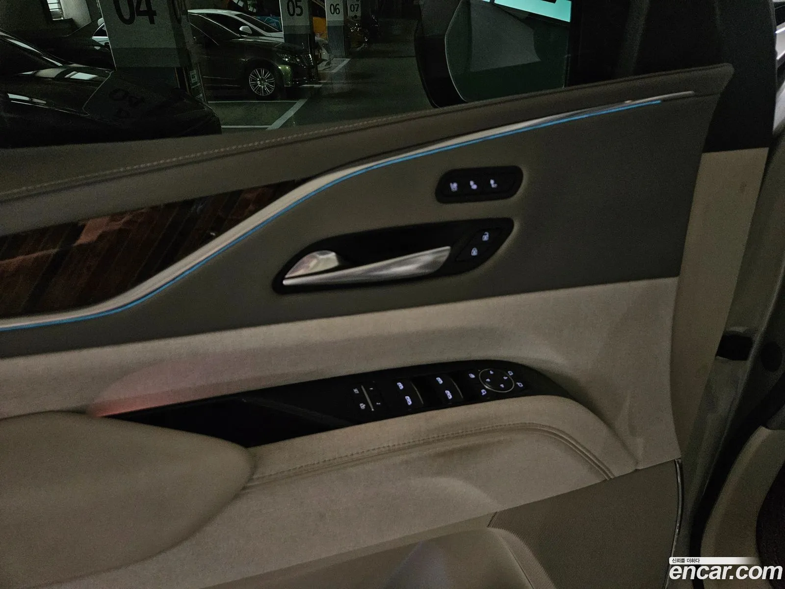 Cadillac Escalade 2021 — 16