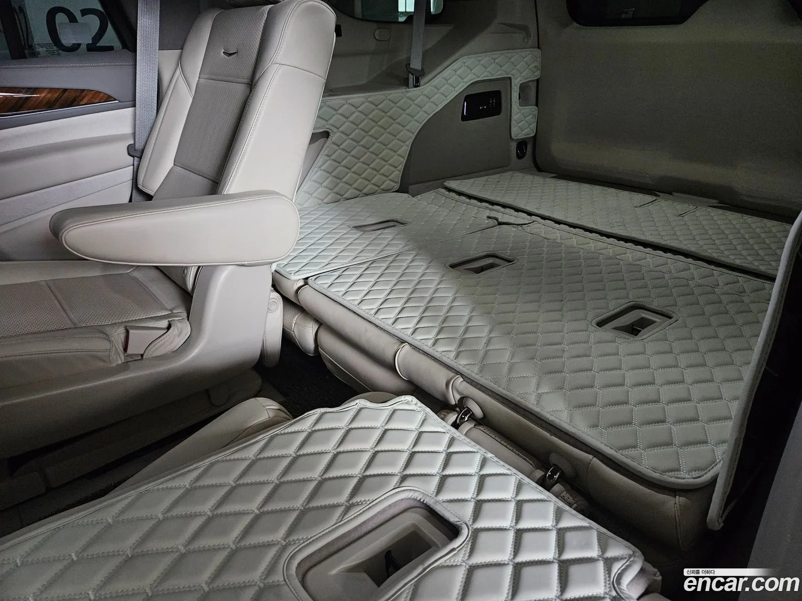 Cadillac Escalade 2021 — 14