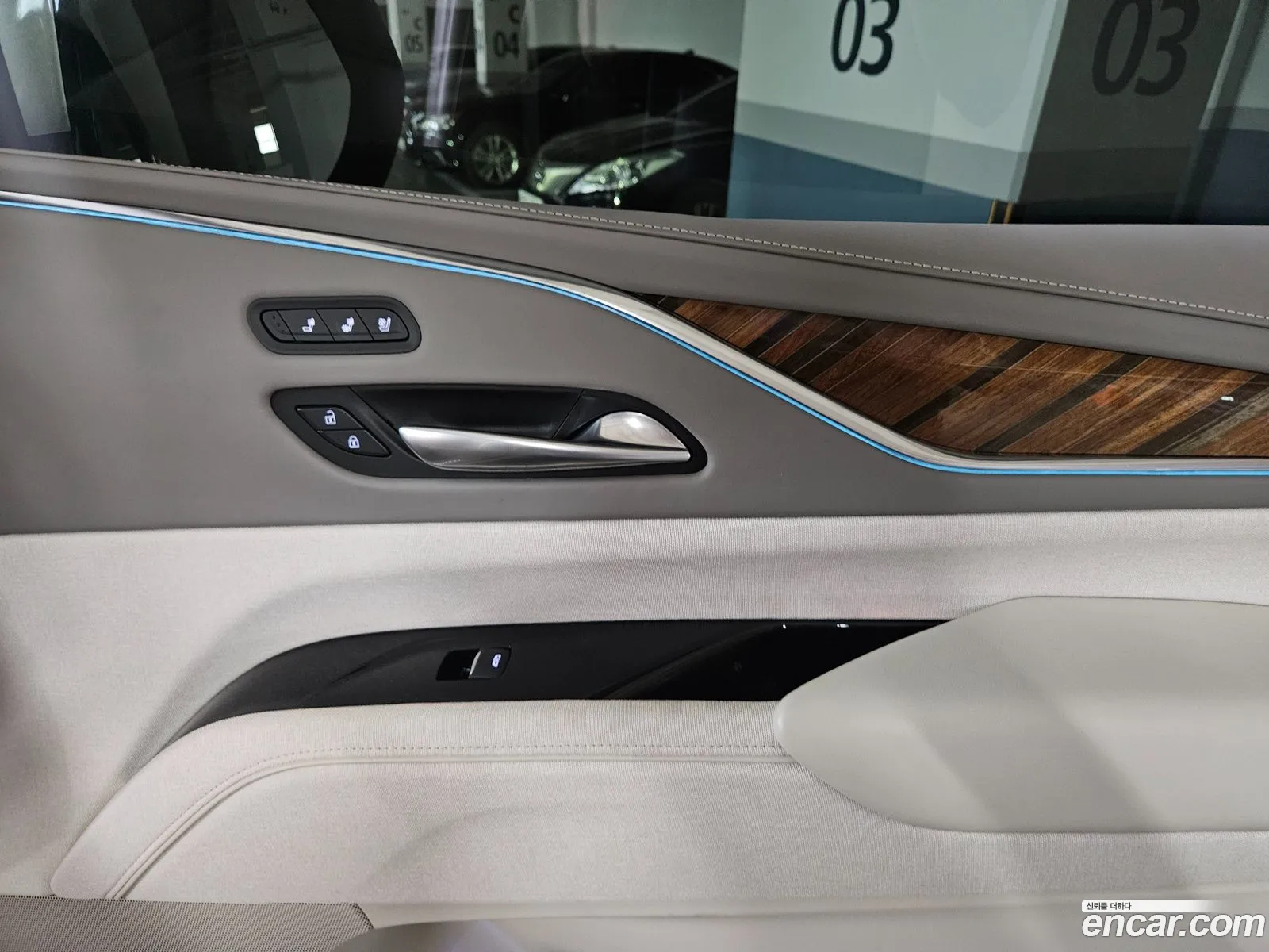 Cadillac Escalade 2021 — 2