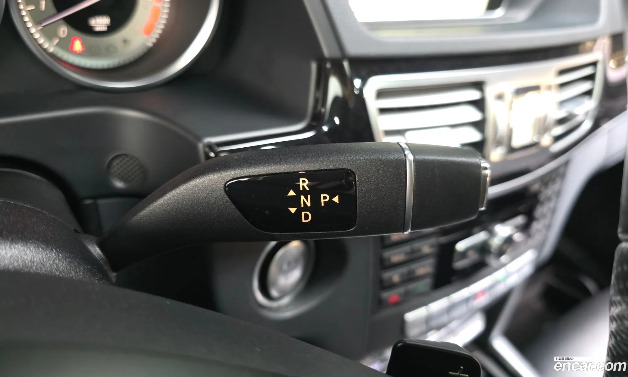Mercedes-Benz E-Class W212 2014 WDDHF5FB2EB010148 — 3