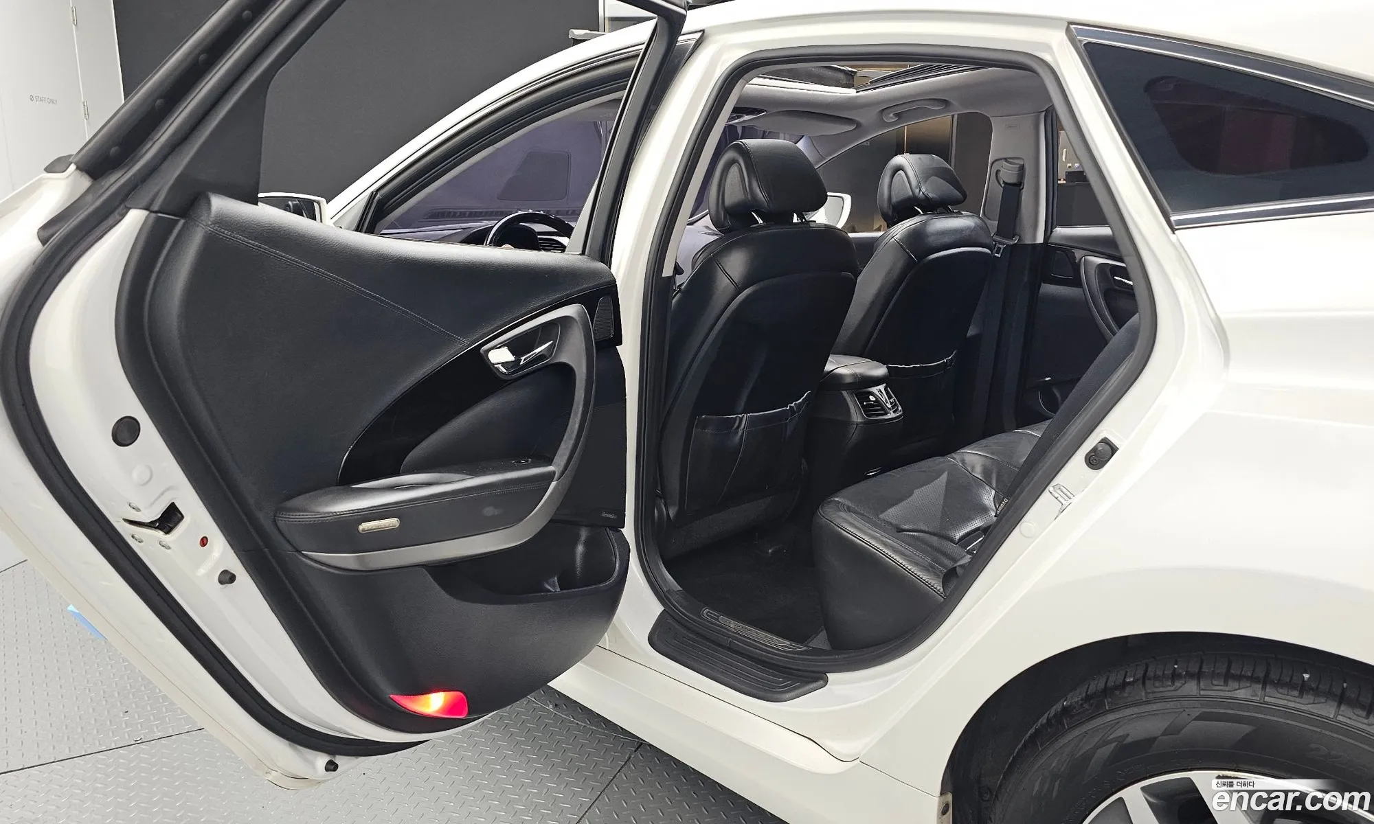 Hyundai Grandeur HG 2012 — 13