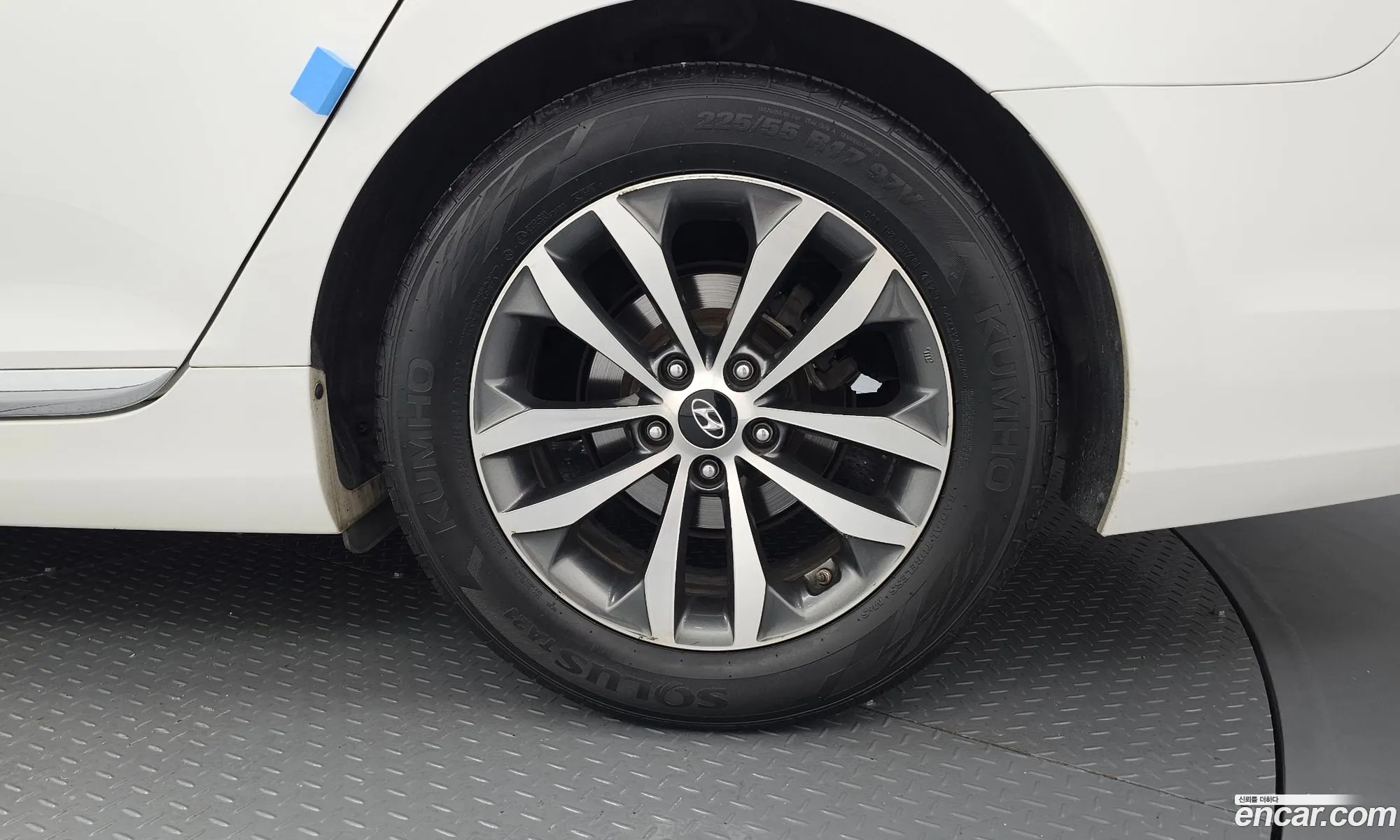Hyundai Grandeur HG 2012 — 26