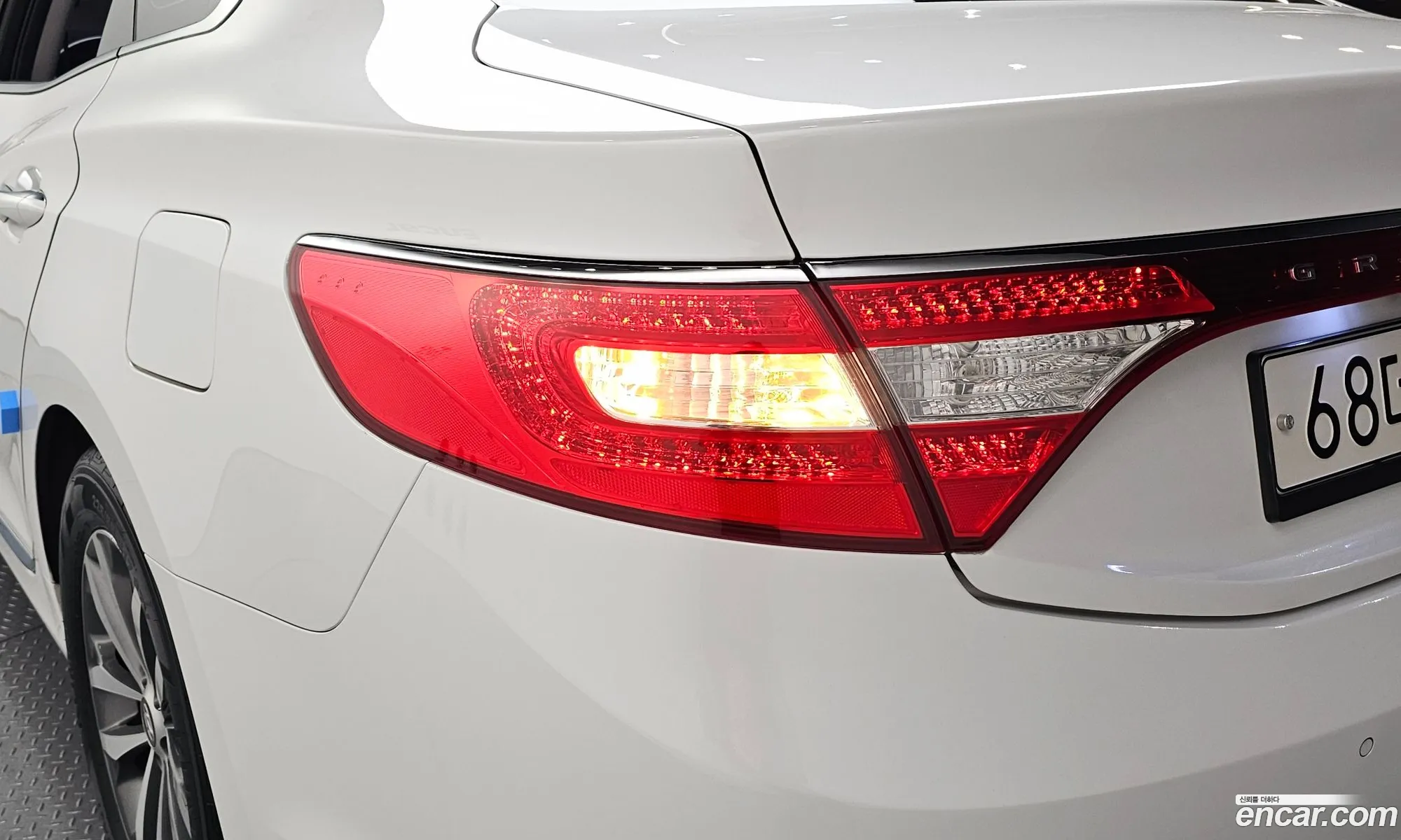 Hyundai Grandeur HG 2012 — 21