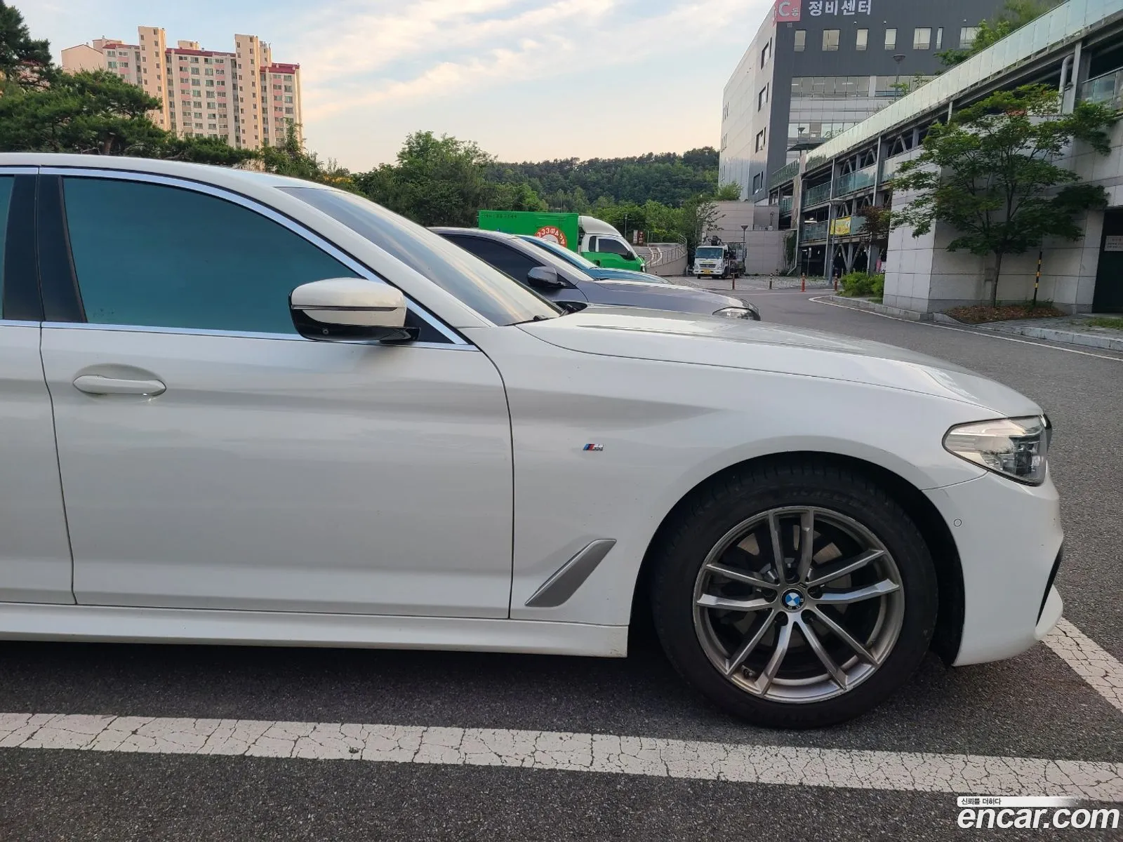 BMW 5 Series 2019 — 7
