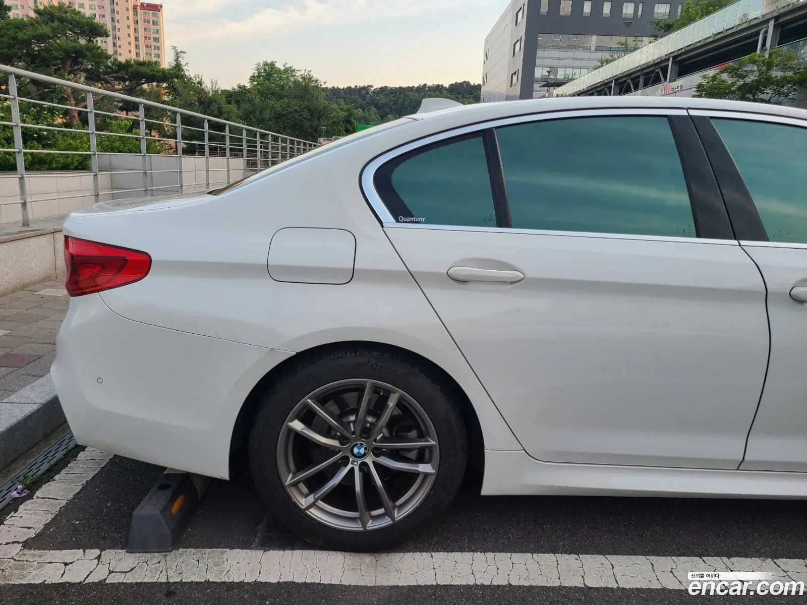 BMW 5 Series 2019 — 11