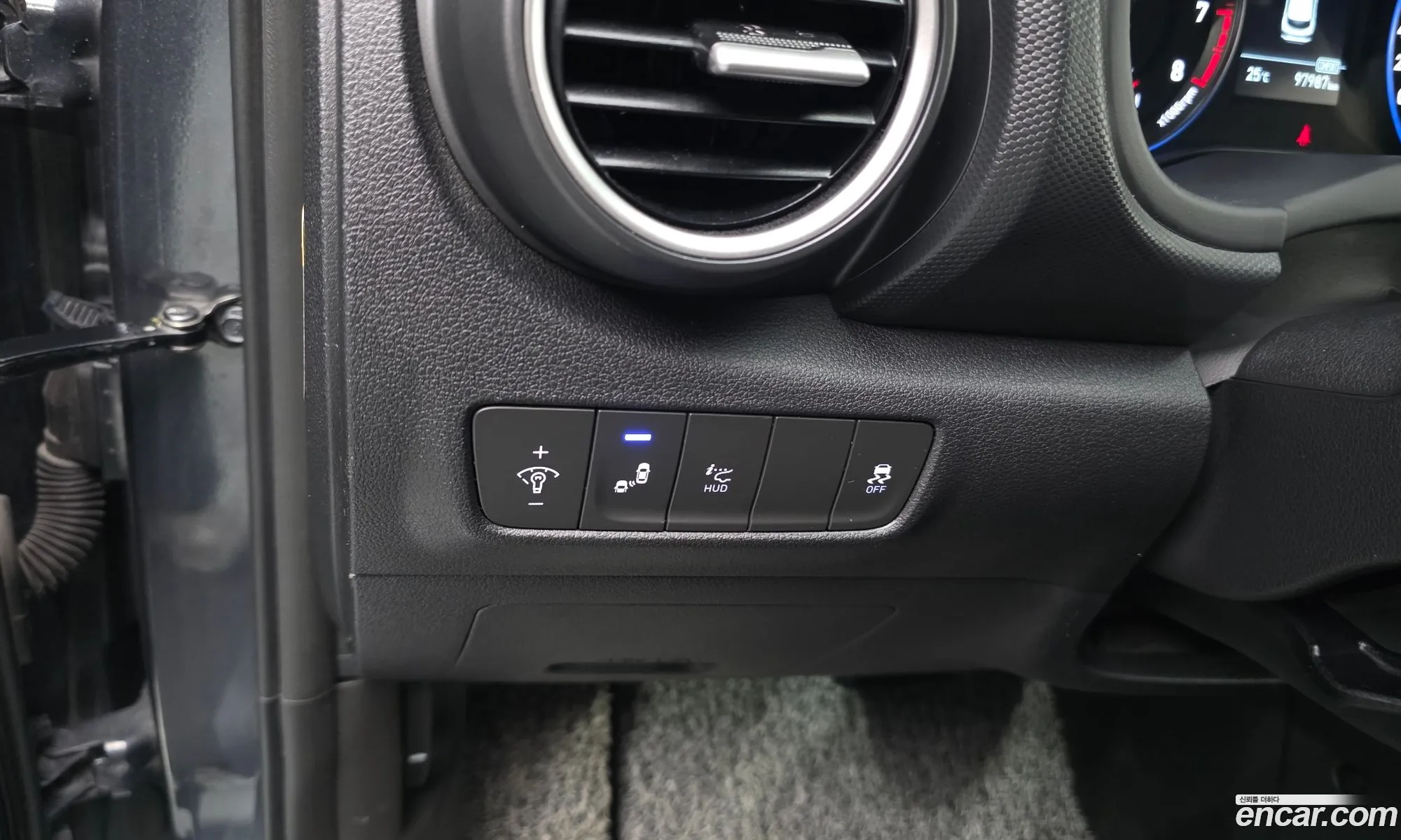 Hyundai Kona 2018 — 22