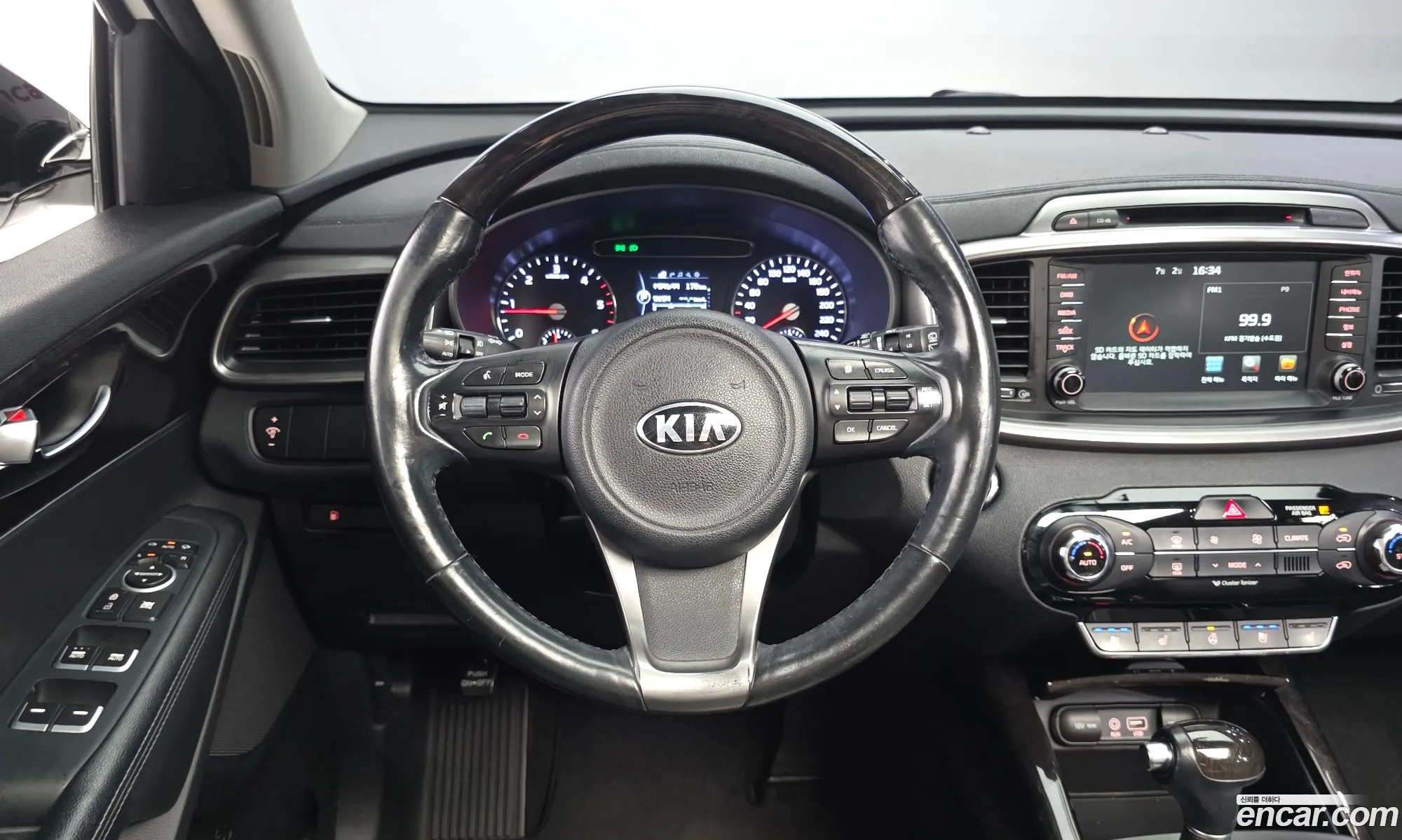 Kia Sorento 2016 — 2