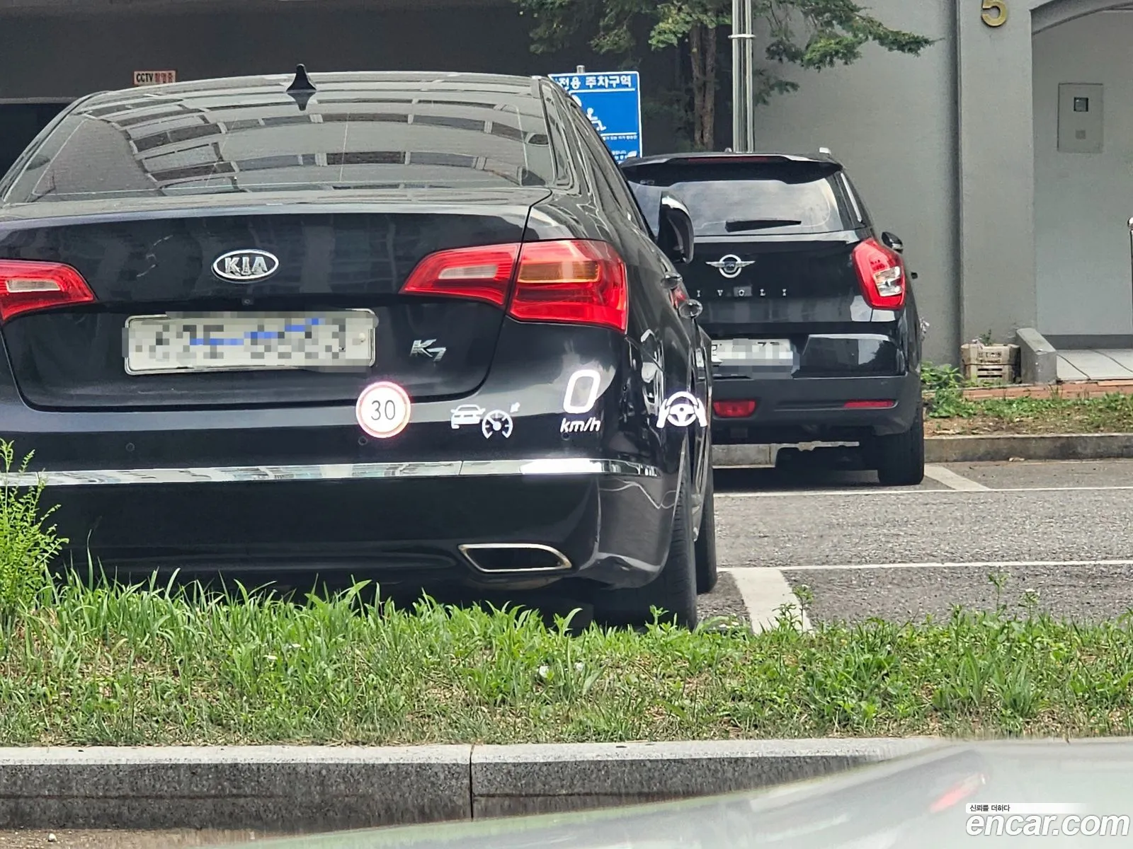 Mercedes-Benz E-Class W214 2025 — 2