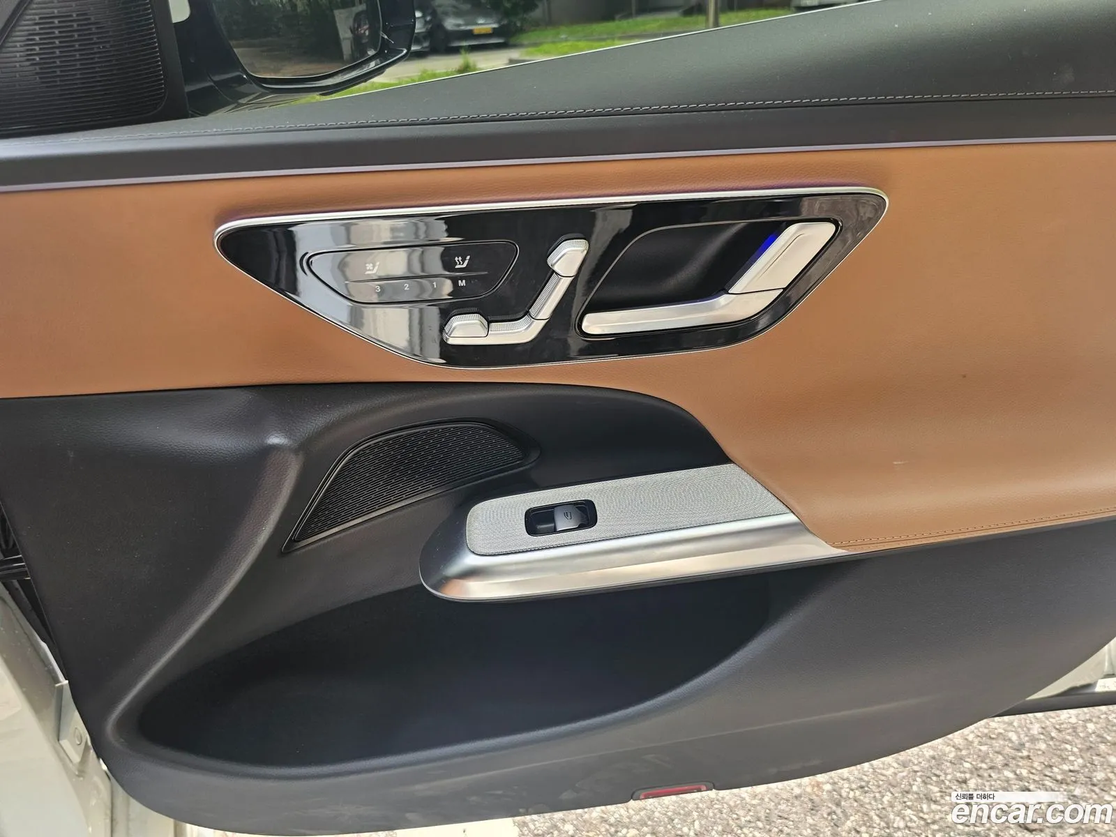 Mercedes-Benz E-Class W214 2025 — 8