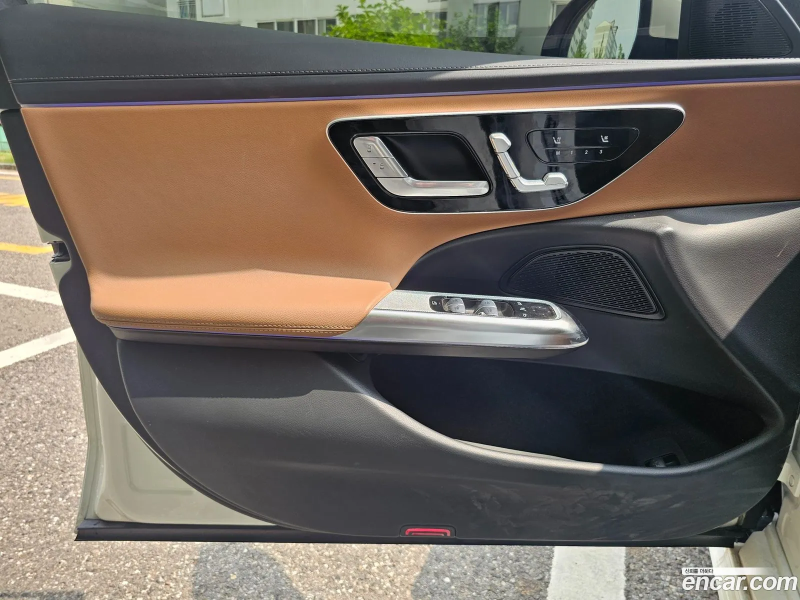 Mercedes-Benz E-Class W214 2025 — 11