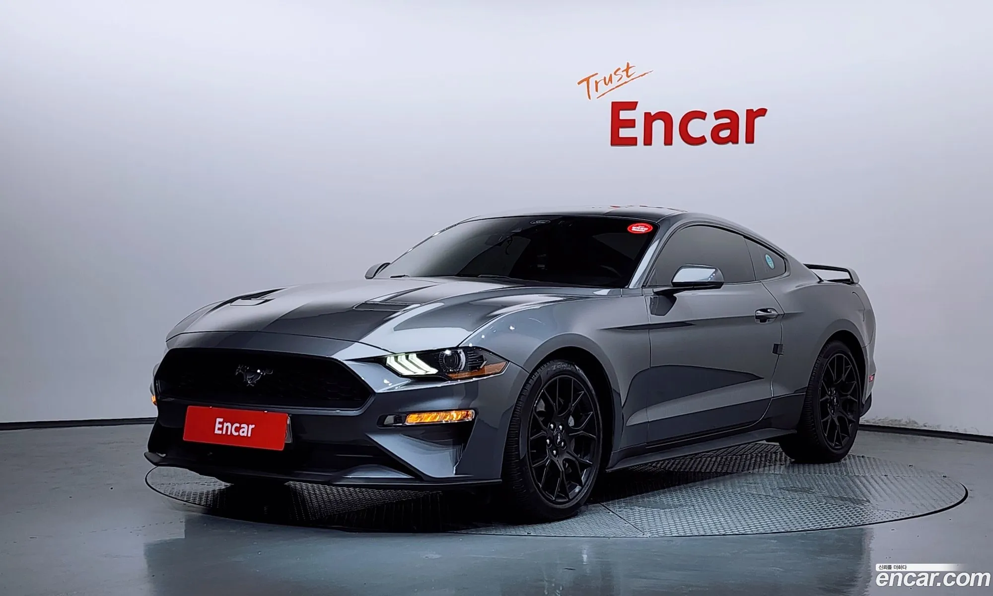 Ford Mustang 2021 — 28
