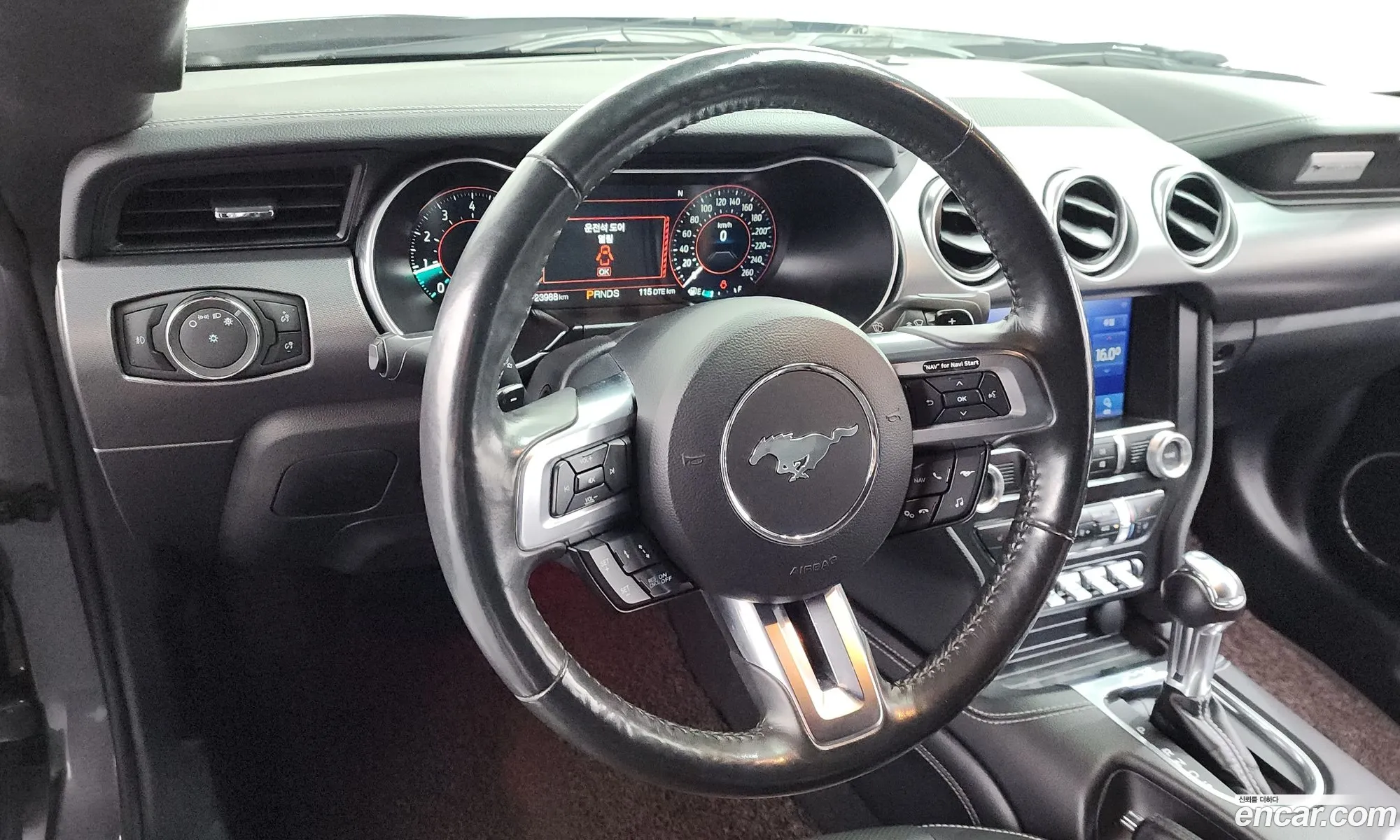 Ford Mustang 2021 — 23