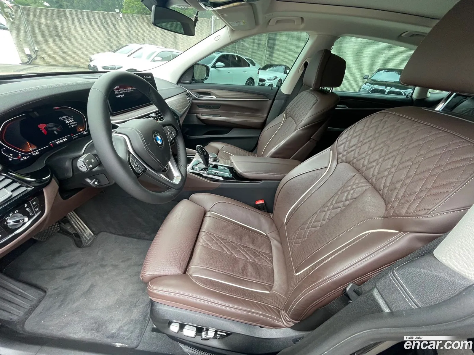 BMW 6 Series GT 2023 — 10