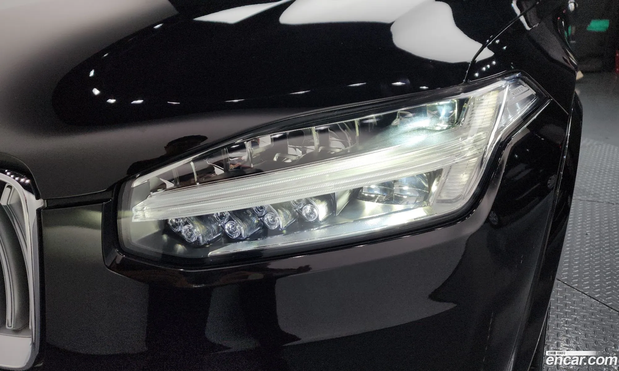 Volvo XC90 2022 YV1LFBR0DN1787163 — 26