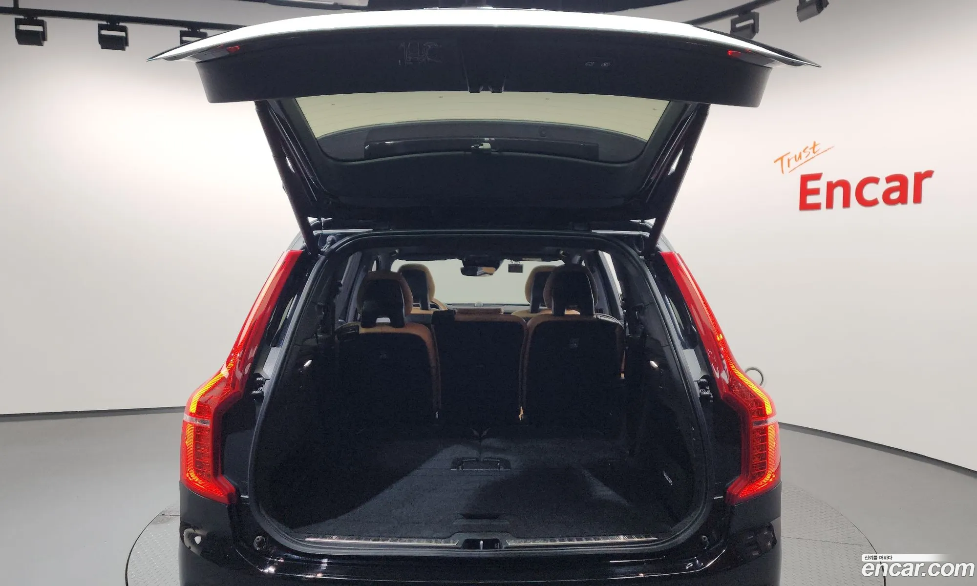 Volvo XC90 2022 YV1LFBR0DN1787163 — 27