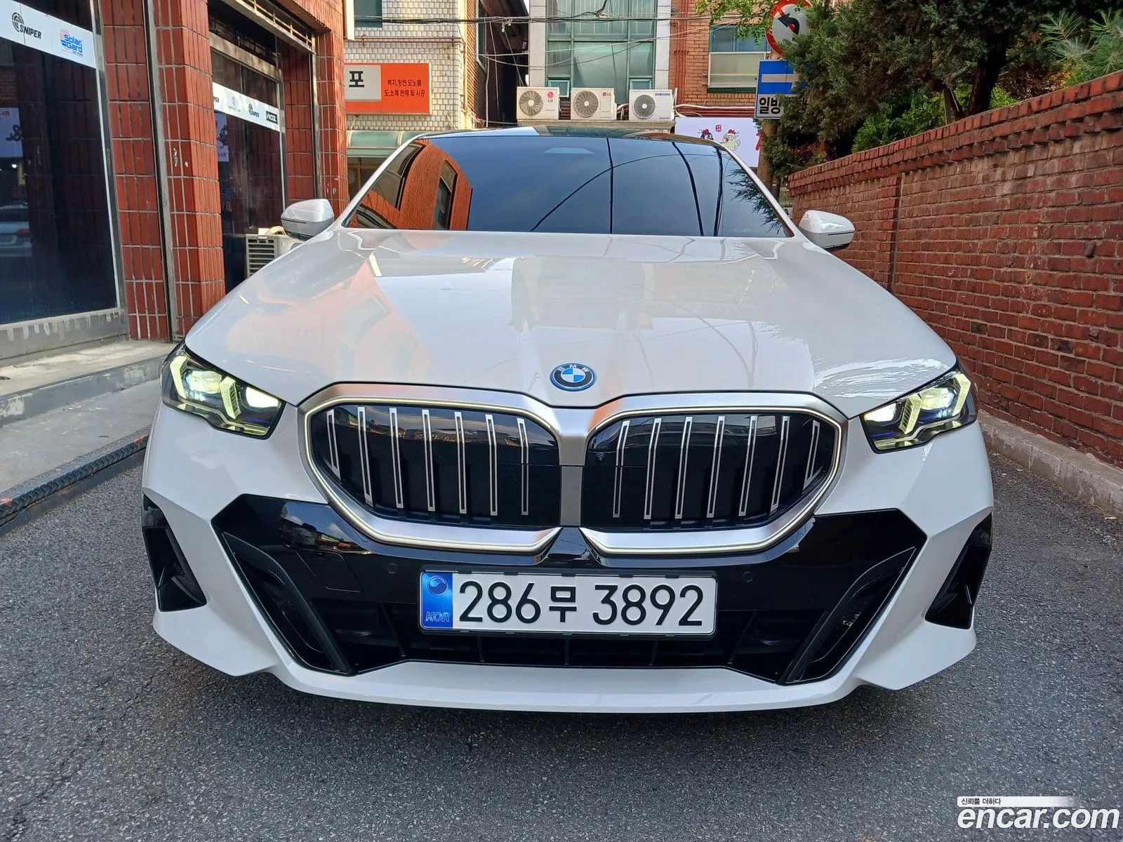 BMW 5 Series 2026 — 19
