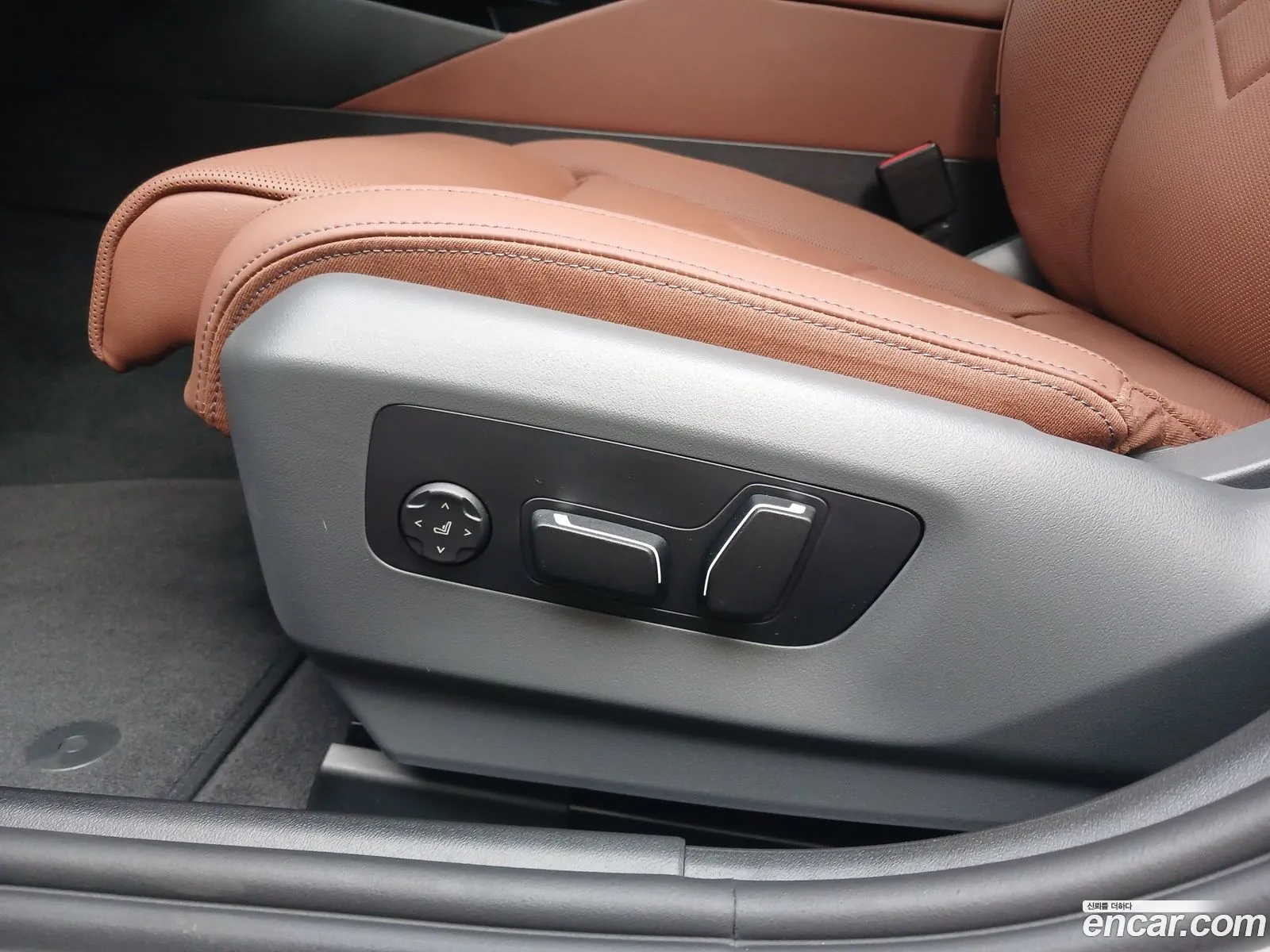 BMW 5 Series 2026 — 14