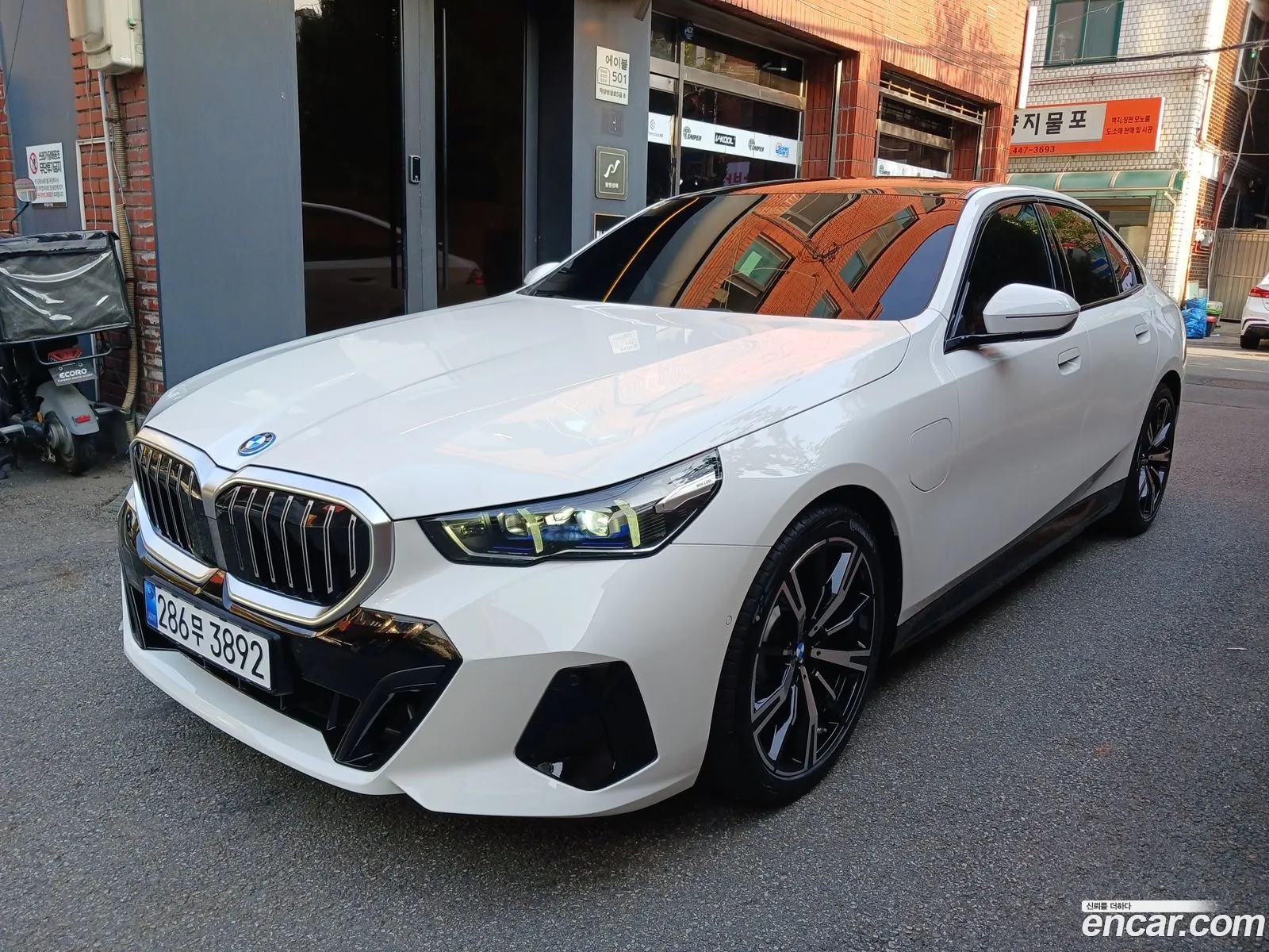 BMW 5 Series 2026 — 11