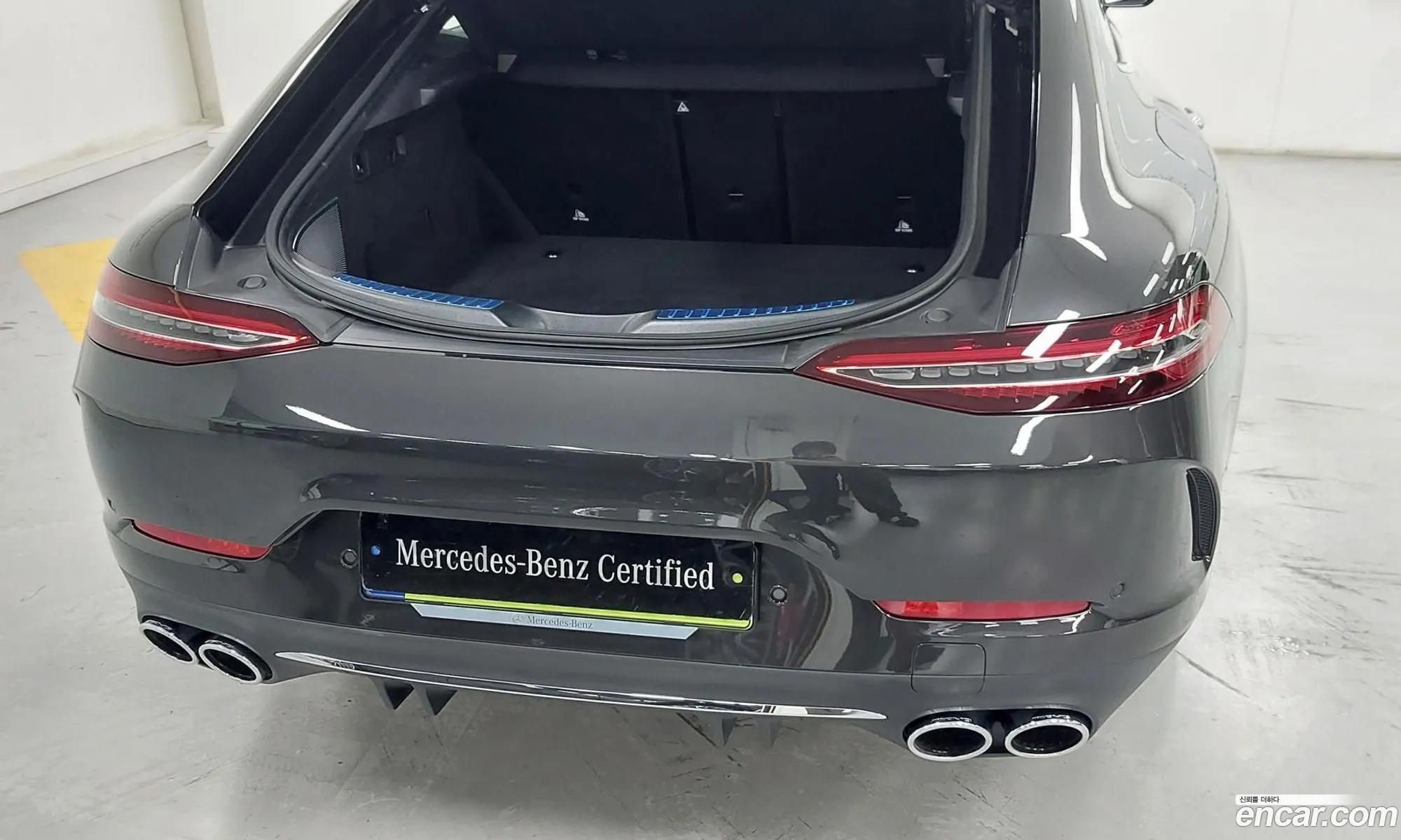 Mercedes-Benz AMG GT 2025 — 8