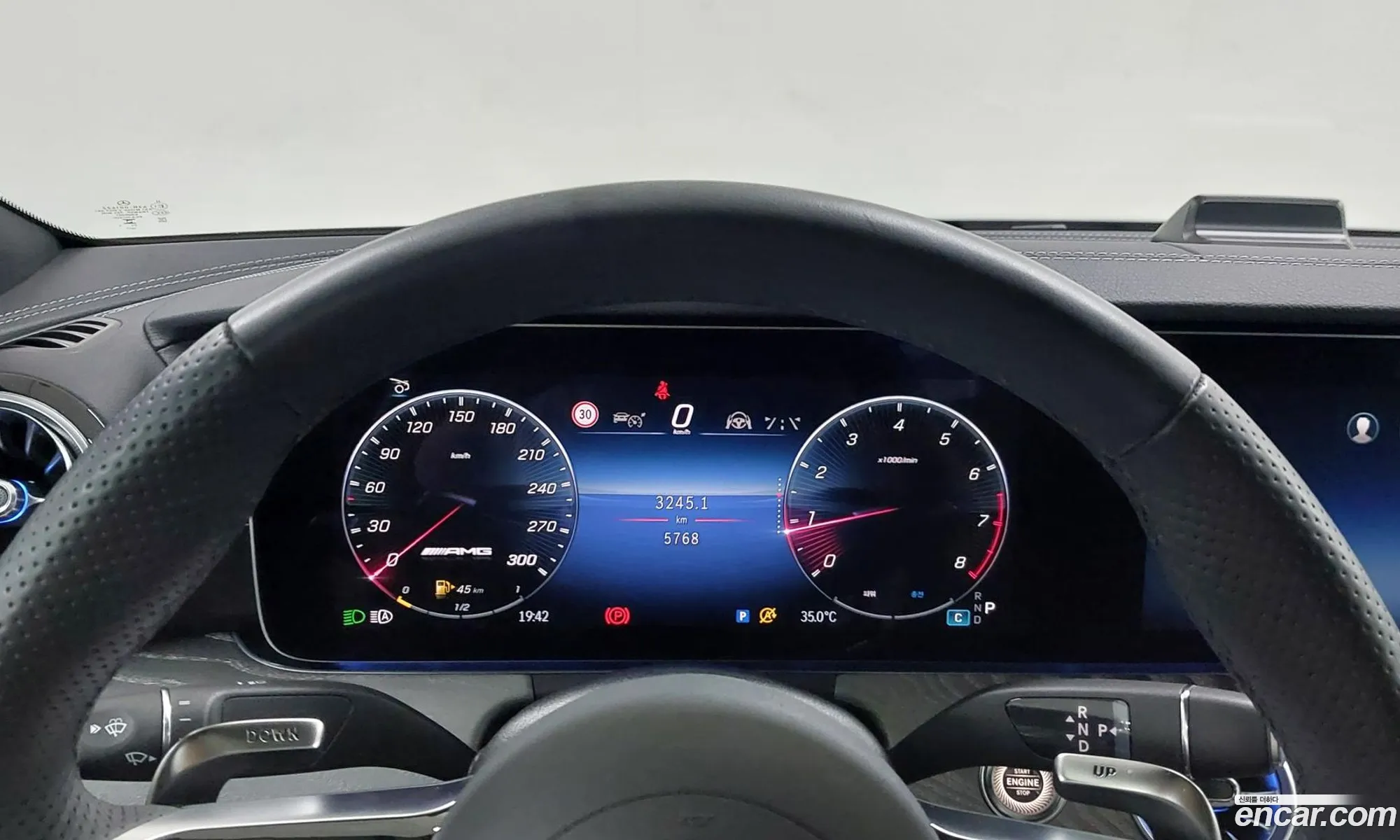 Mercedes-Benz AMG GT 2025 — 5