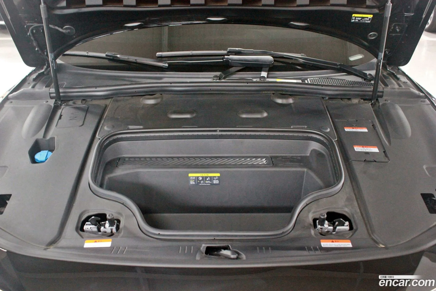 Audi A6 e-tron 2025 — 18