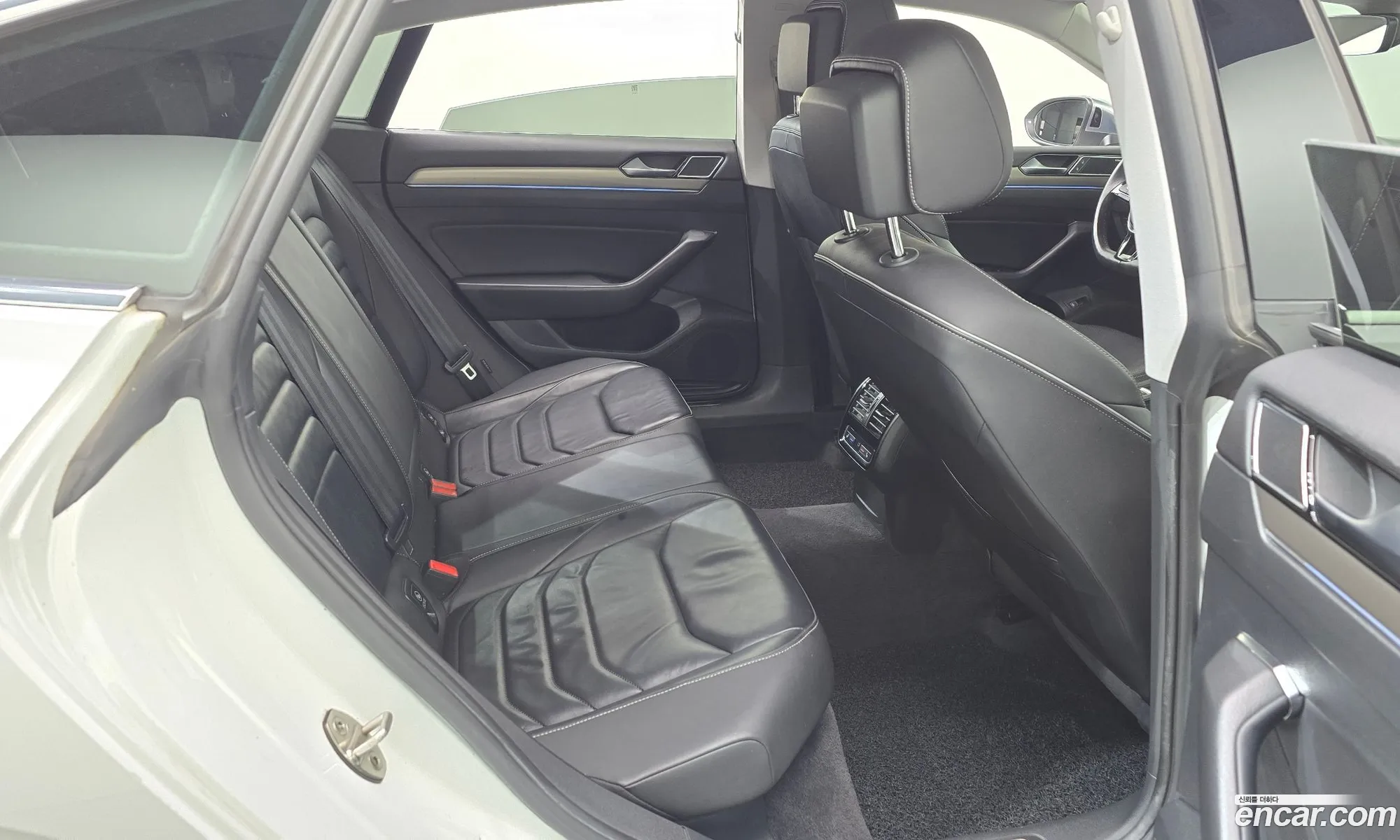 Volkswagen Arteon 2019 — 17