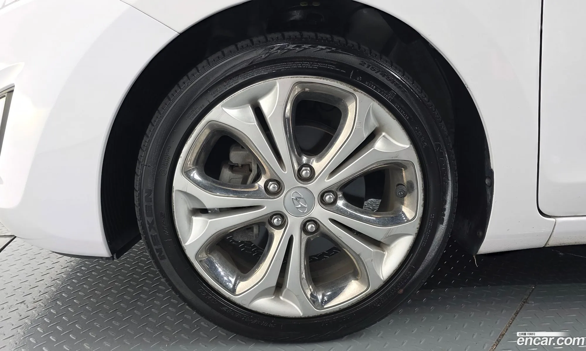 Hyundai i30 2014 — 9