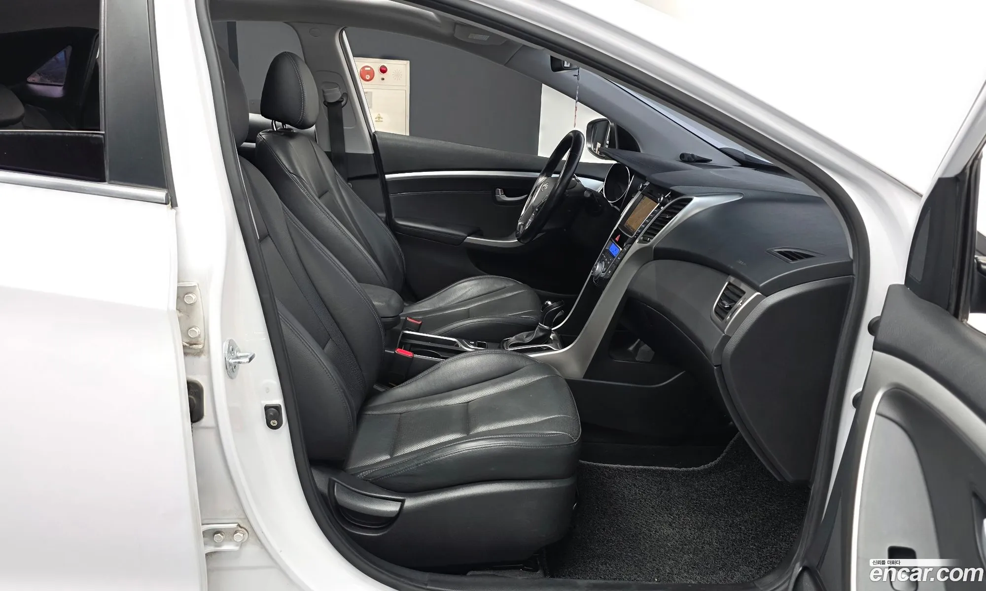 Hyundai i30 2014 — 12