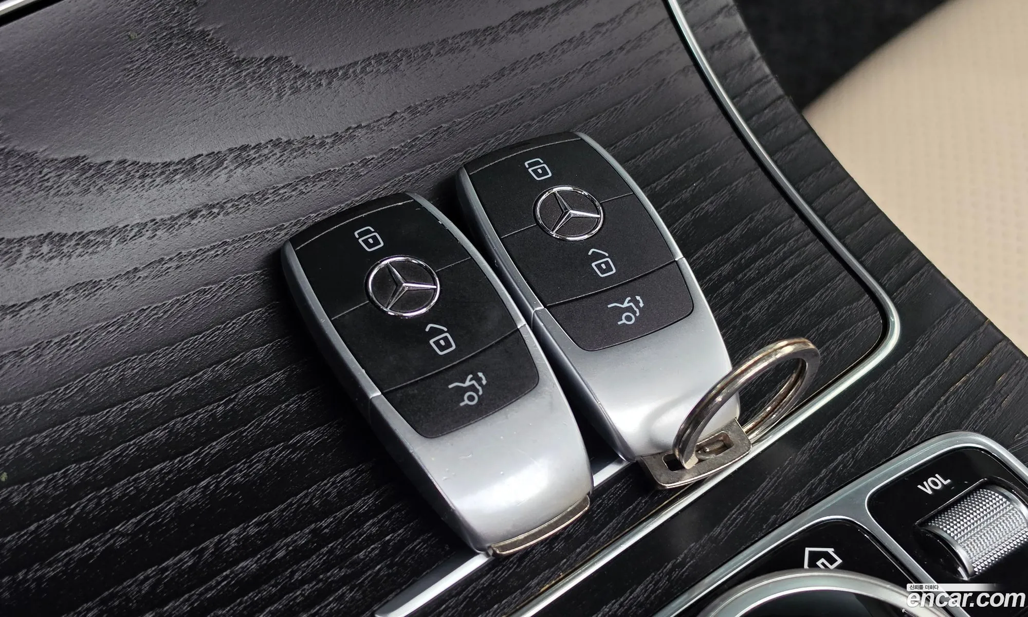Mercedes-Benz C-Class W205 2019 — 26