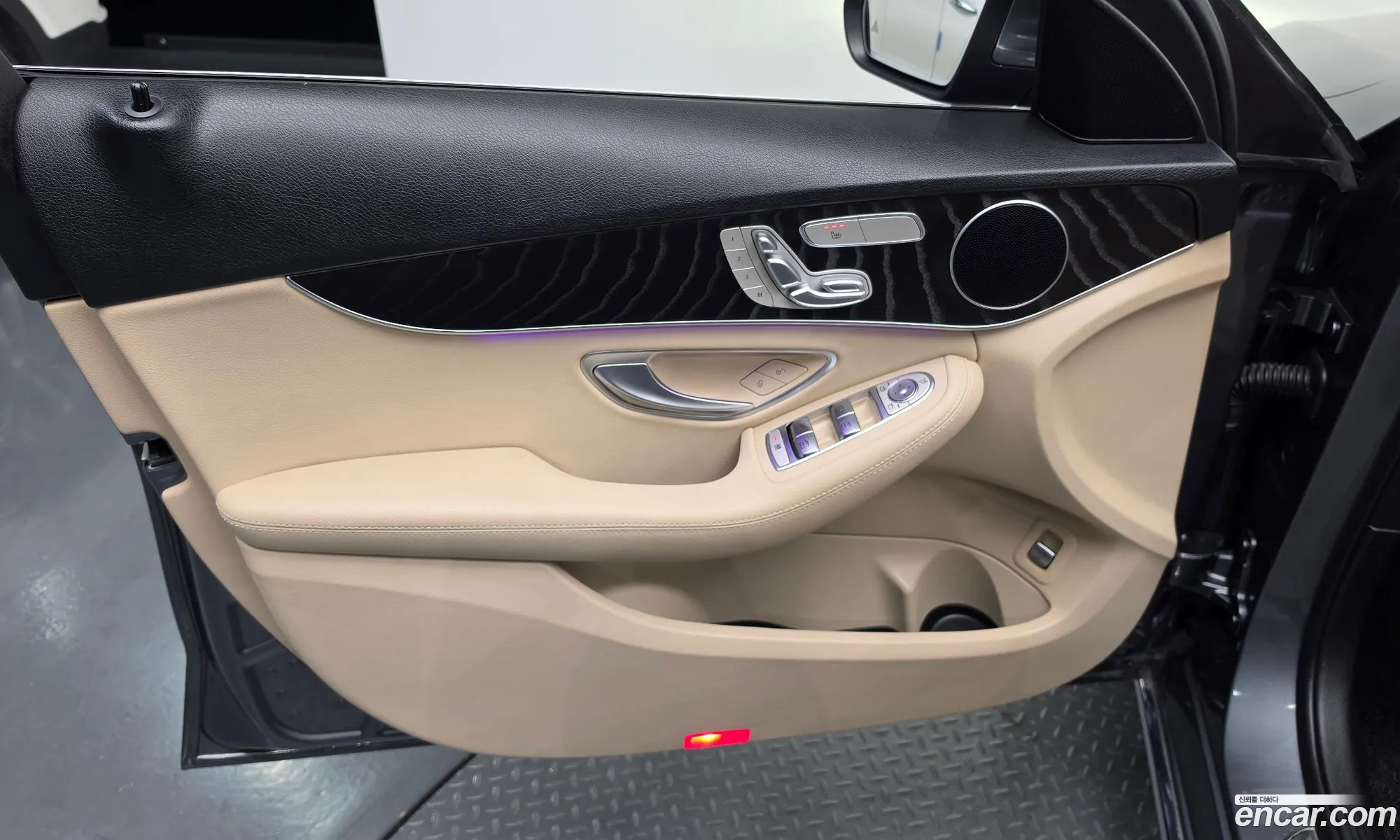 Mercedes-Benz C-Class W205 2019 — 6