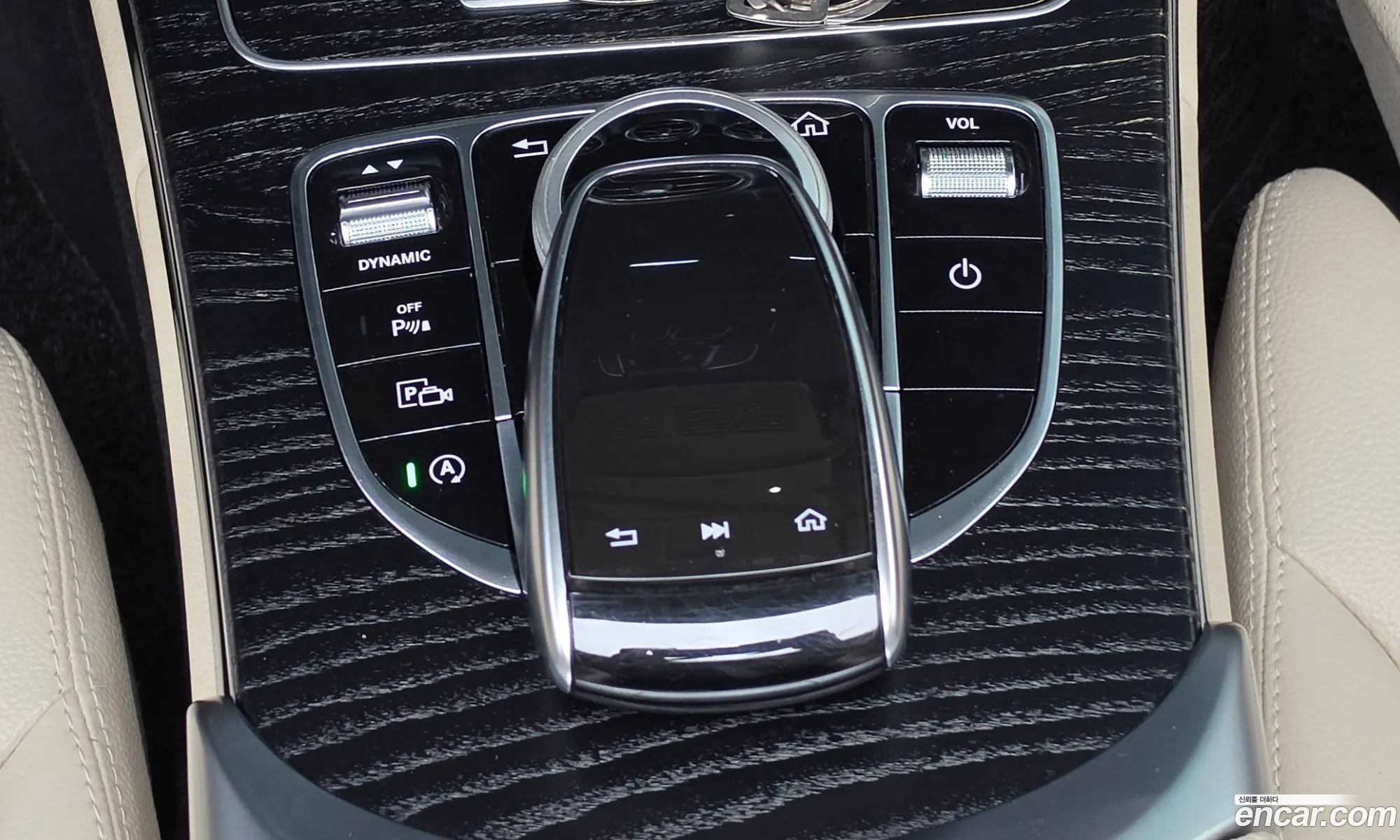 Mercedes-Benz C-Class W205 2019 — 11