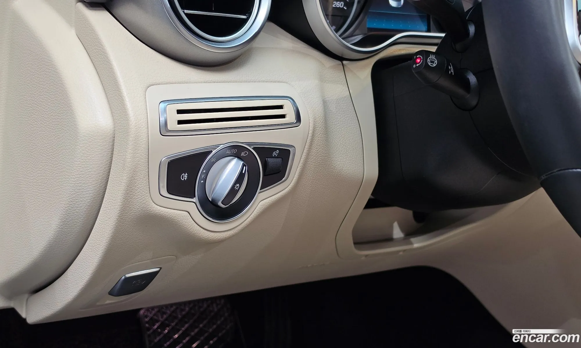 Mercedes-Benz C-Class W205 2019 — 5