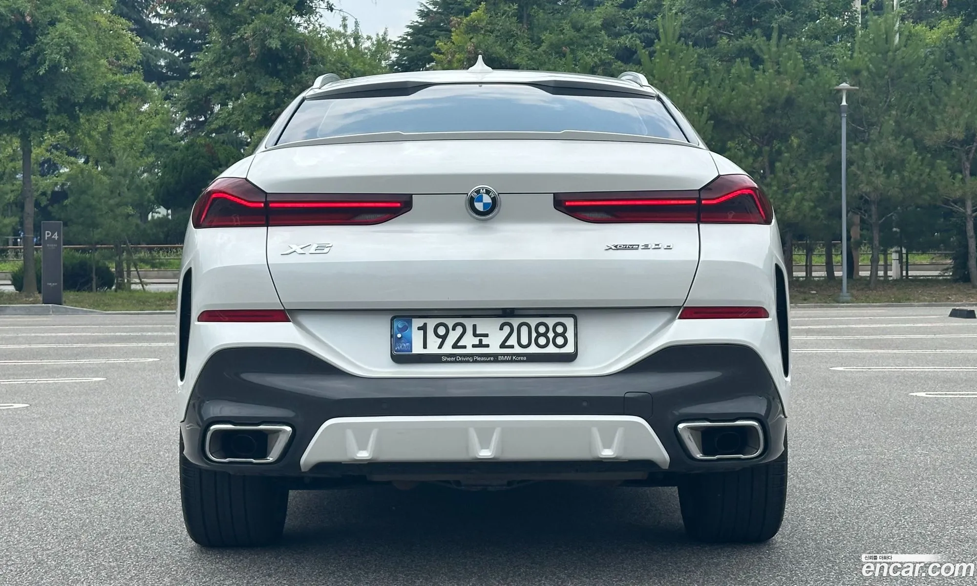 BMW X6 2023 — 10