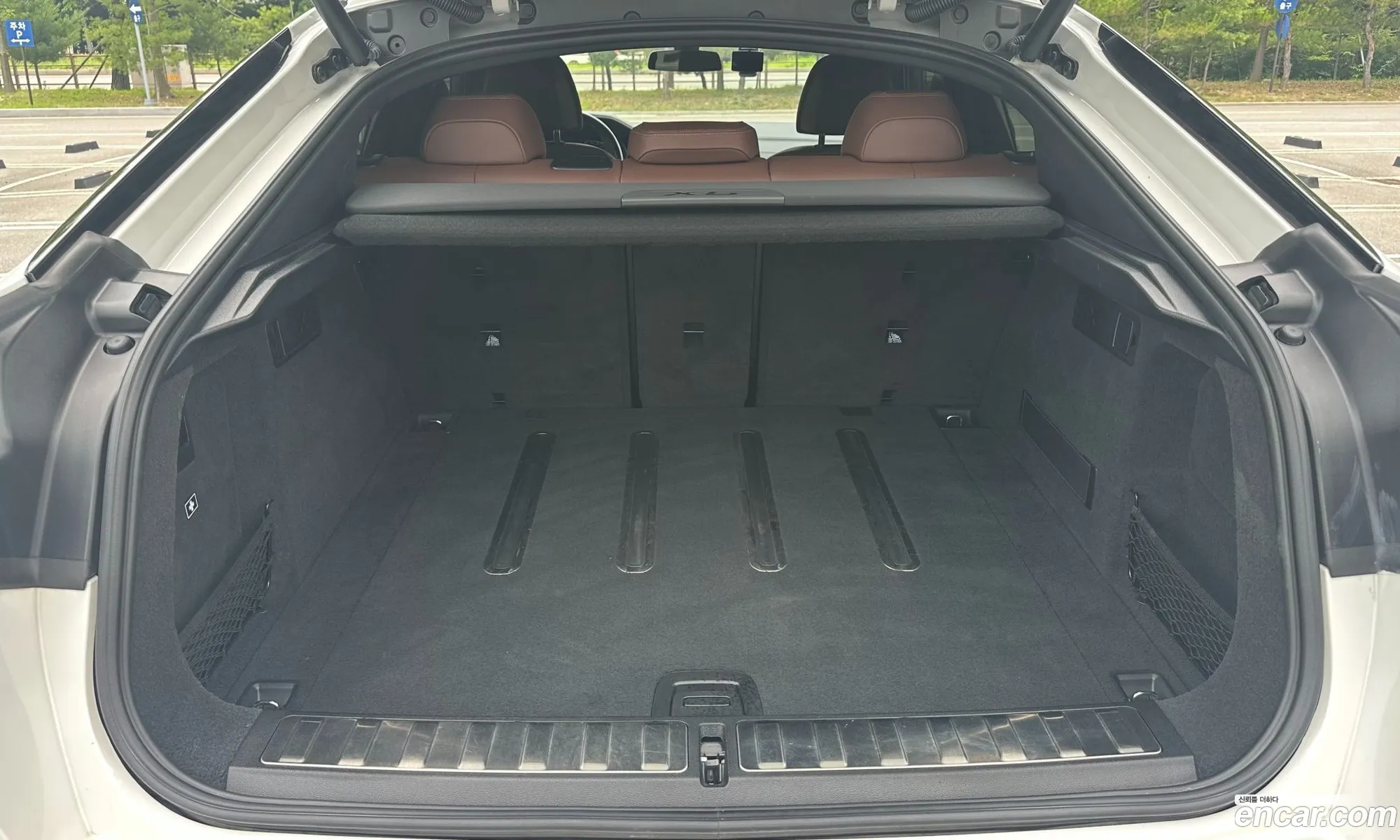 BMW X6 2023 — 7