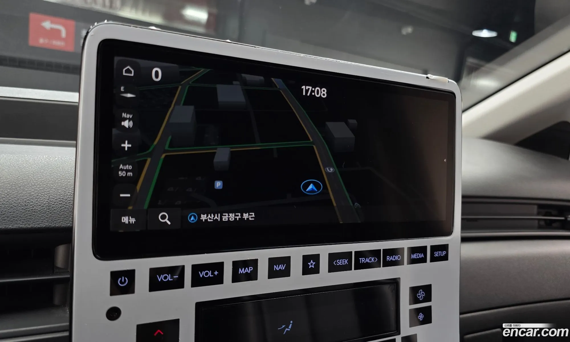 Hyundai Staria 2021 — 24