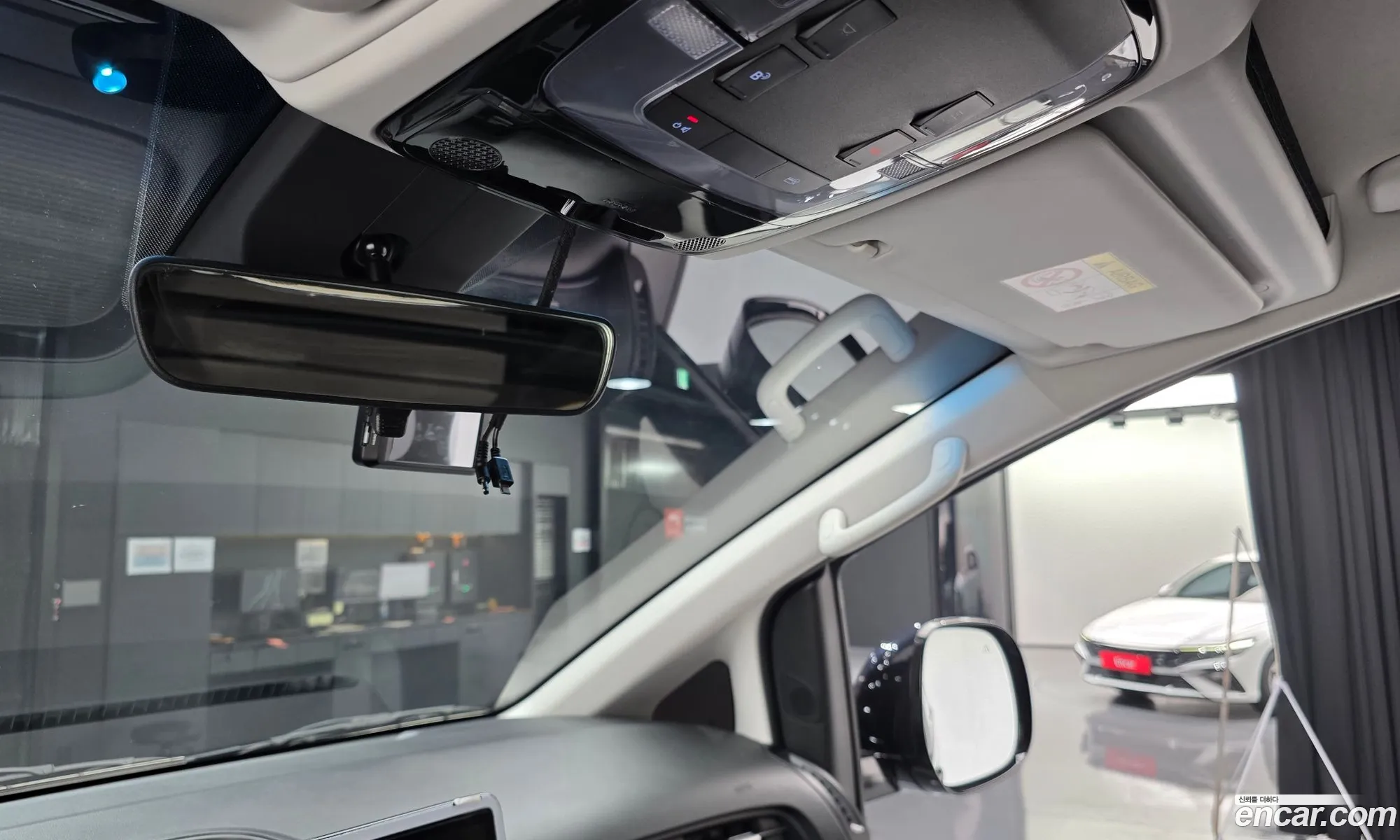Hyundai Staria 2021 — 18