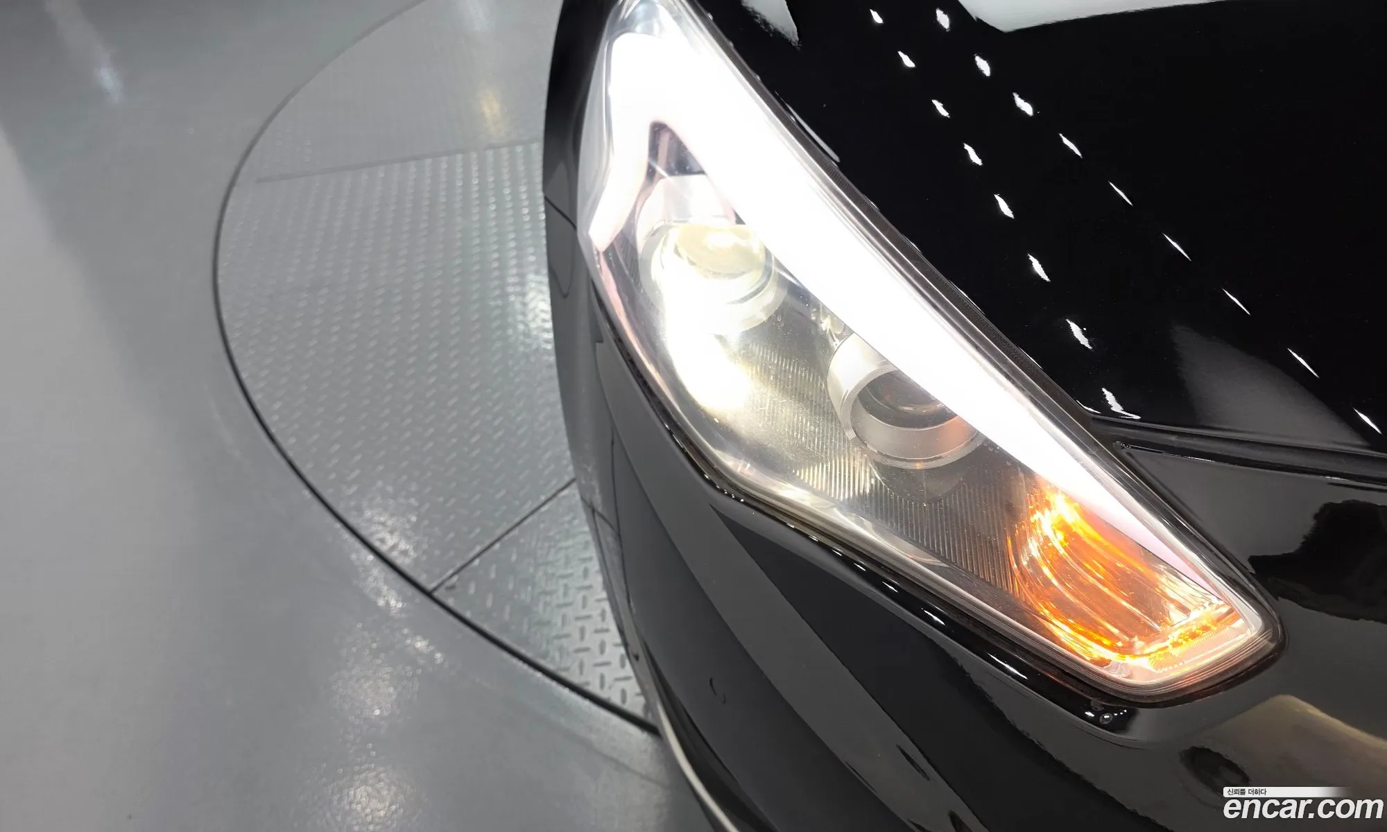 Kia K7 2016 KNALM415BGA215720 — 14