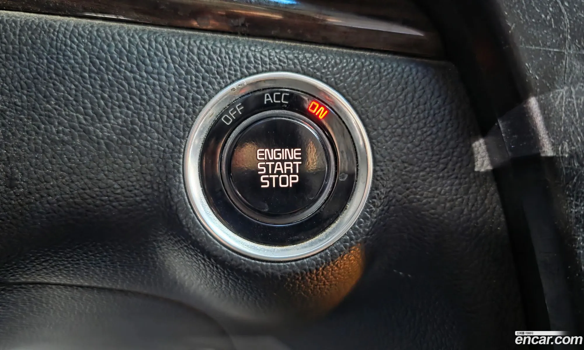 Kia K7 2016 KNALM415BGA215720 — 25