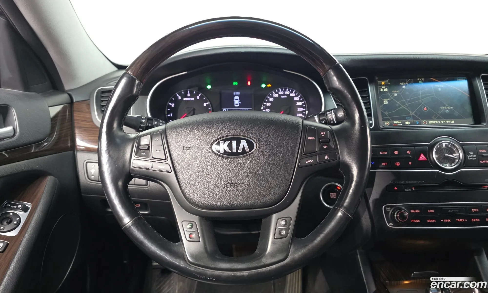 Kia K7 2016 KNALM415BGA215720 — 26