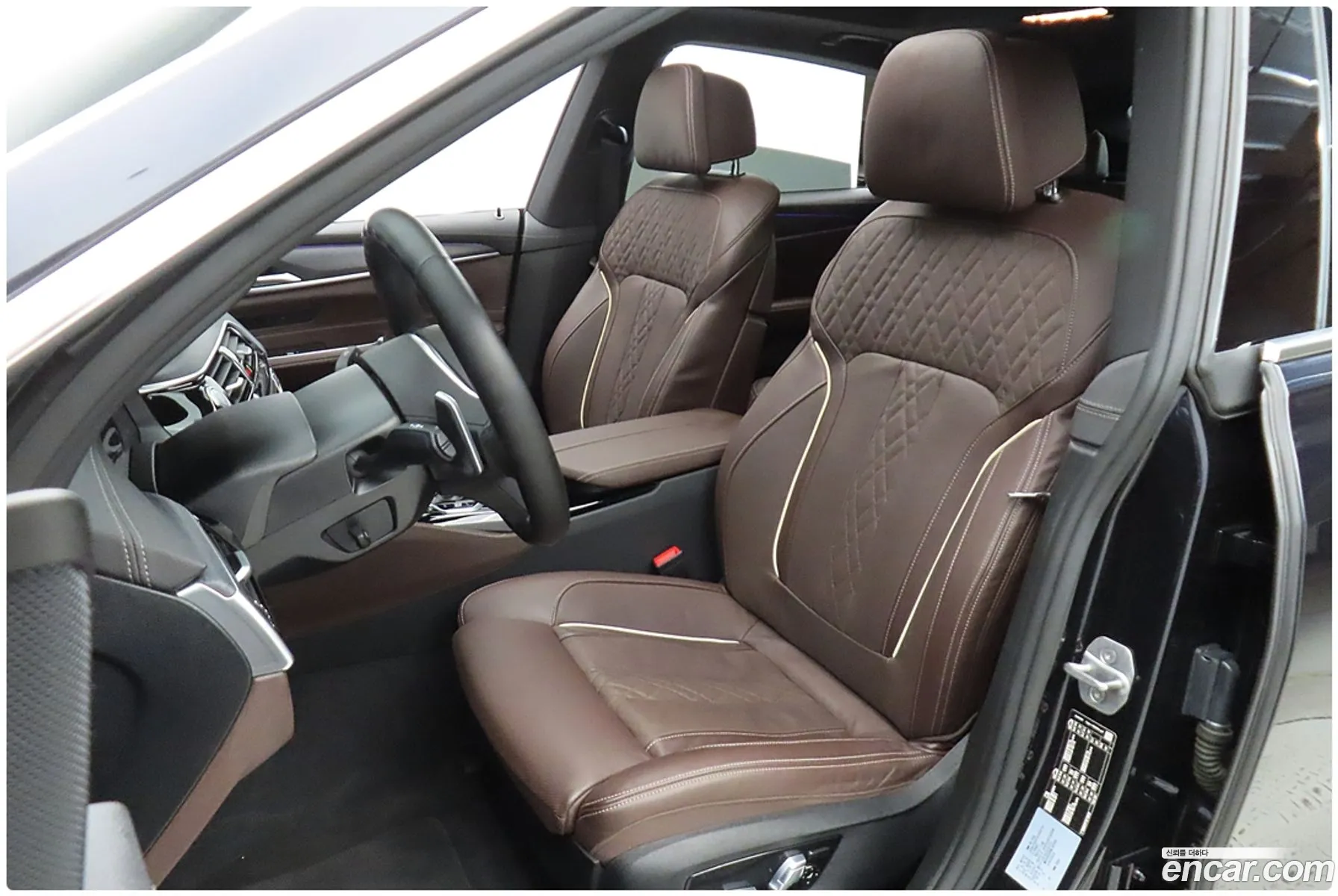 BMW 6 Series GT 2022 — 6