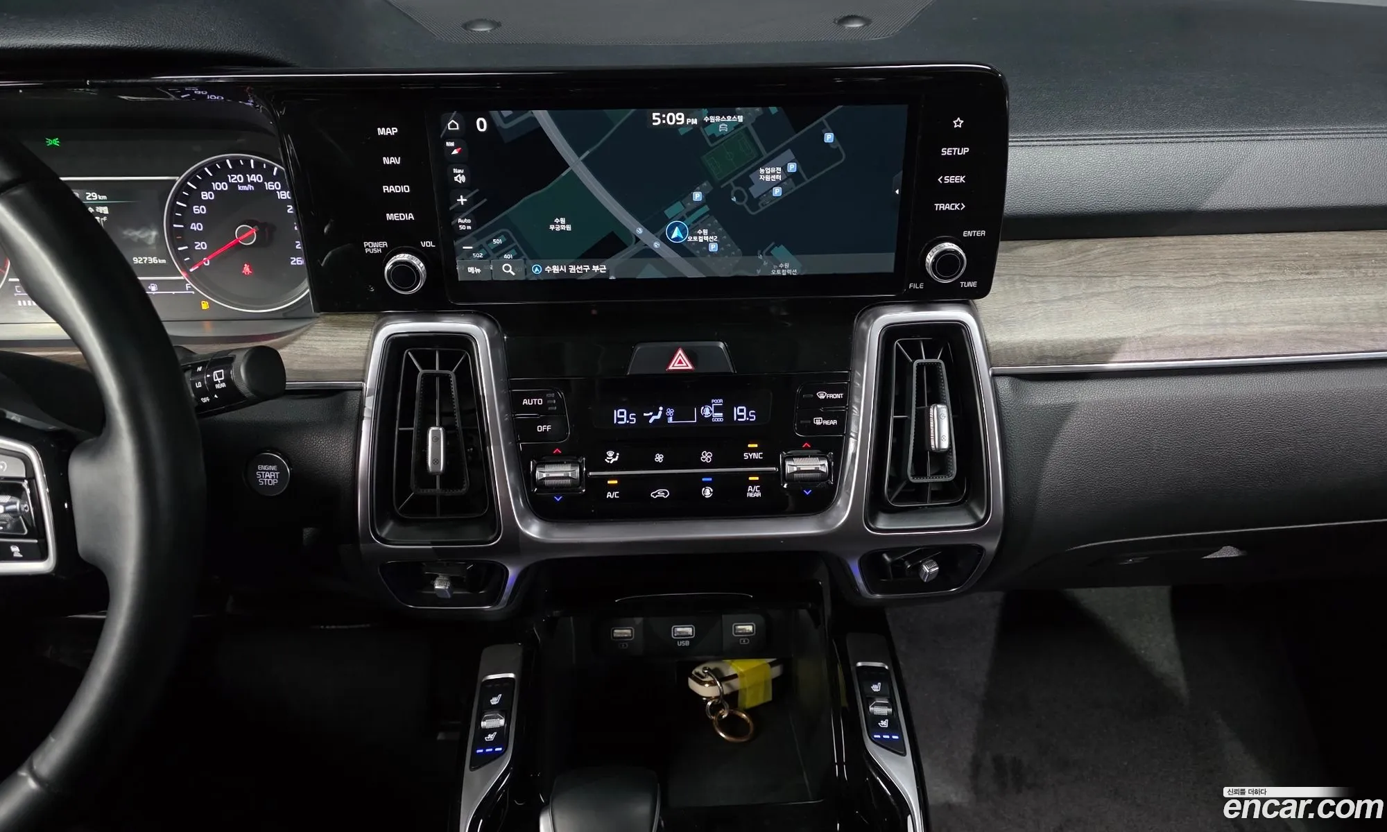 Kia Sorento 2022 — 19