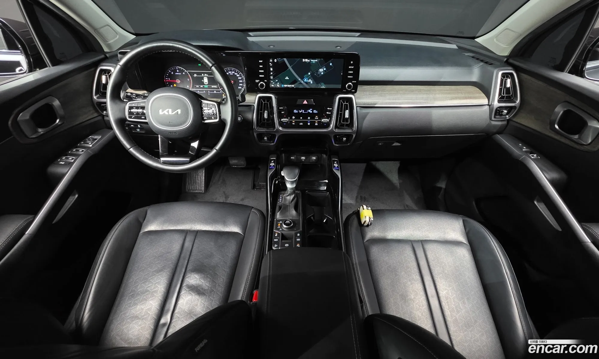 Kia Sorento 2022 — 23