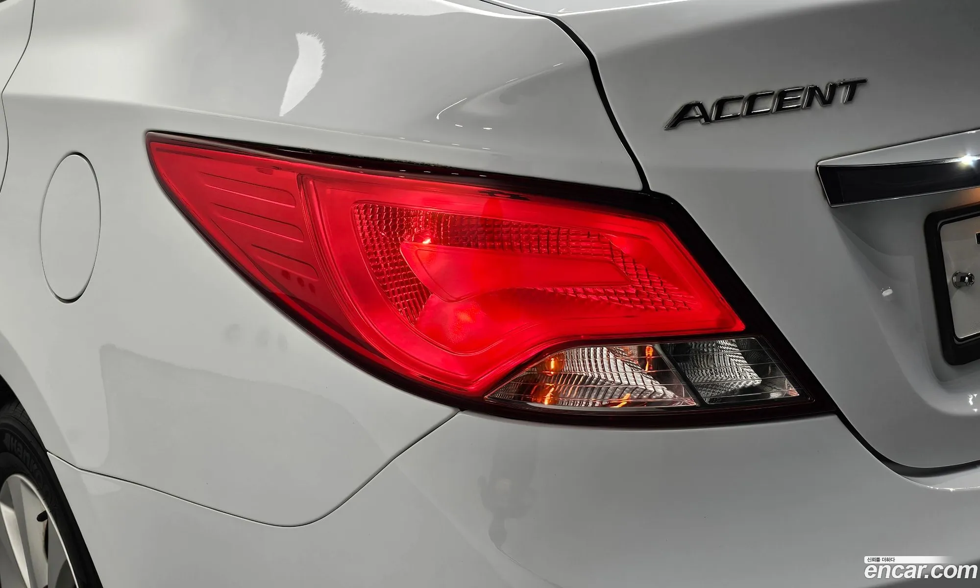 Hyundai Accent 2016 — 16