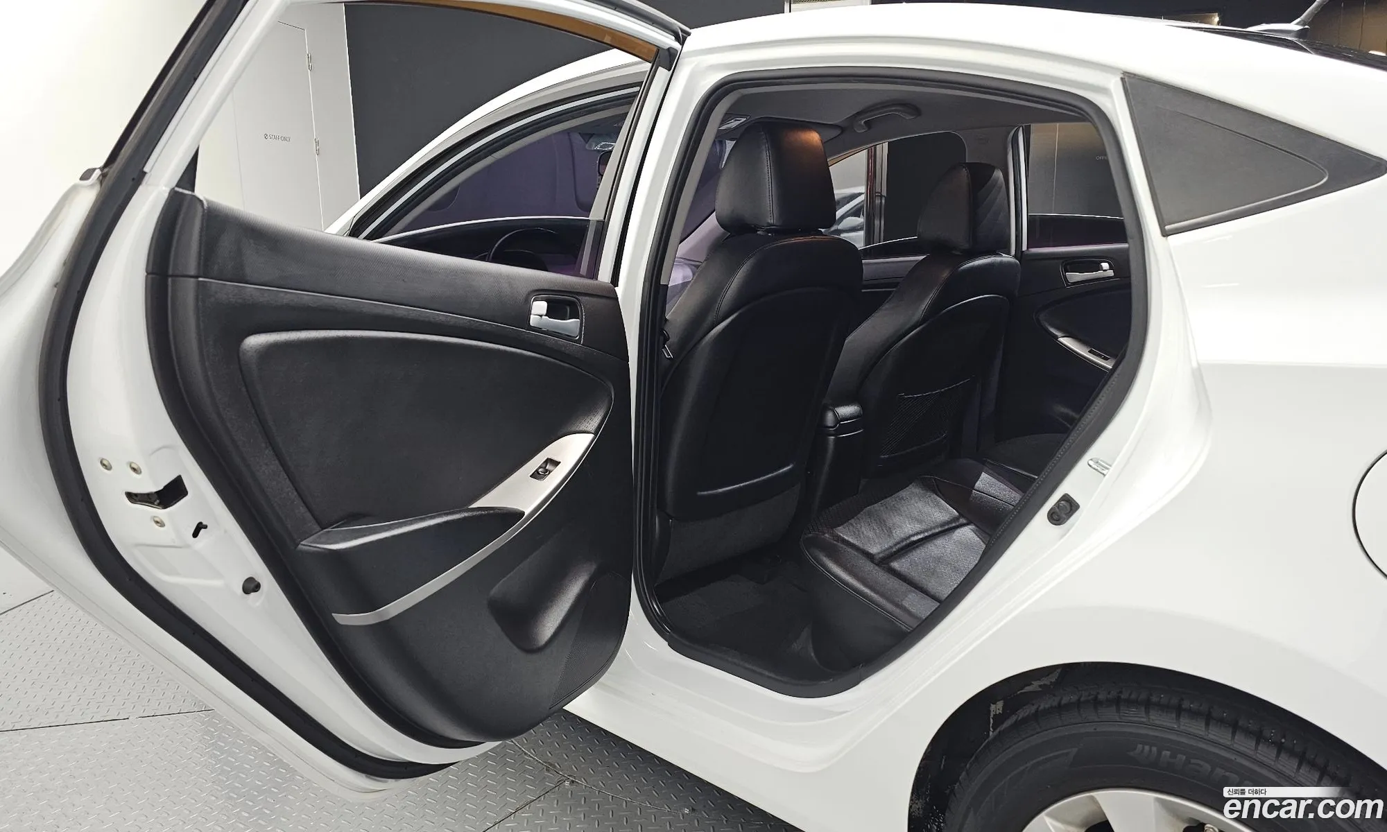 Hyundai Accent 2016 — 21
