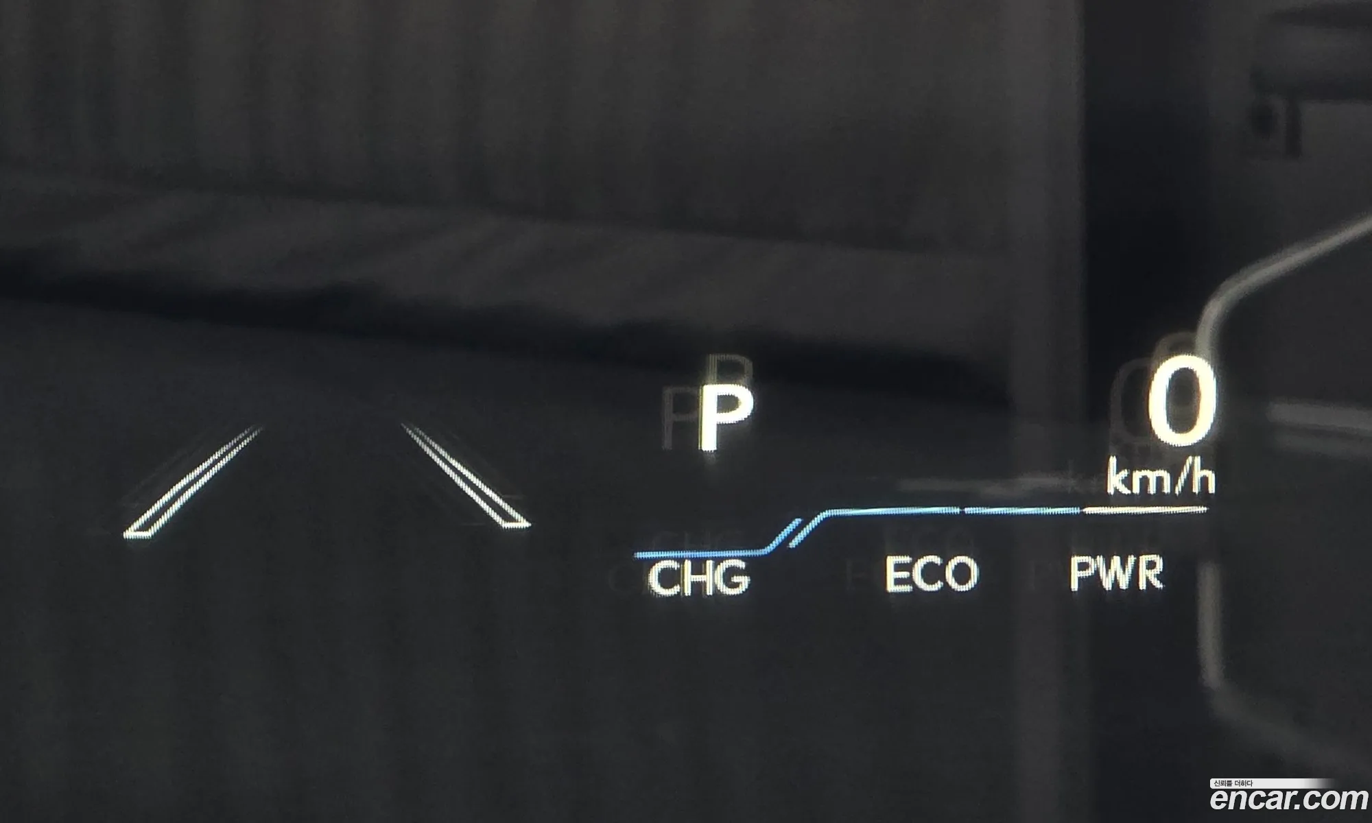 Lexus ES300h 7th Gen 2019 — 9